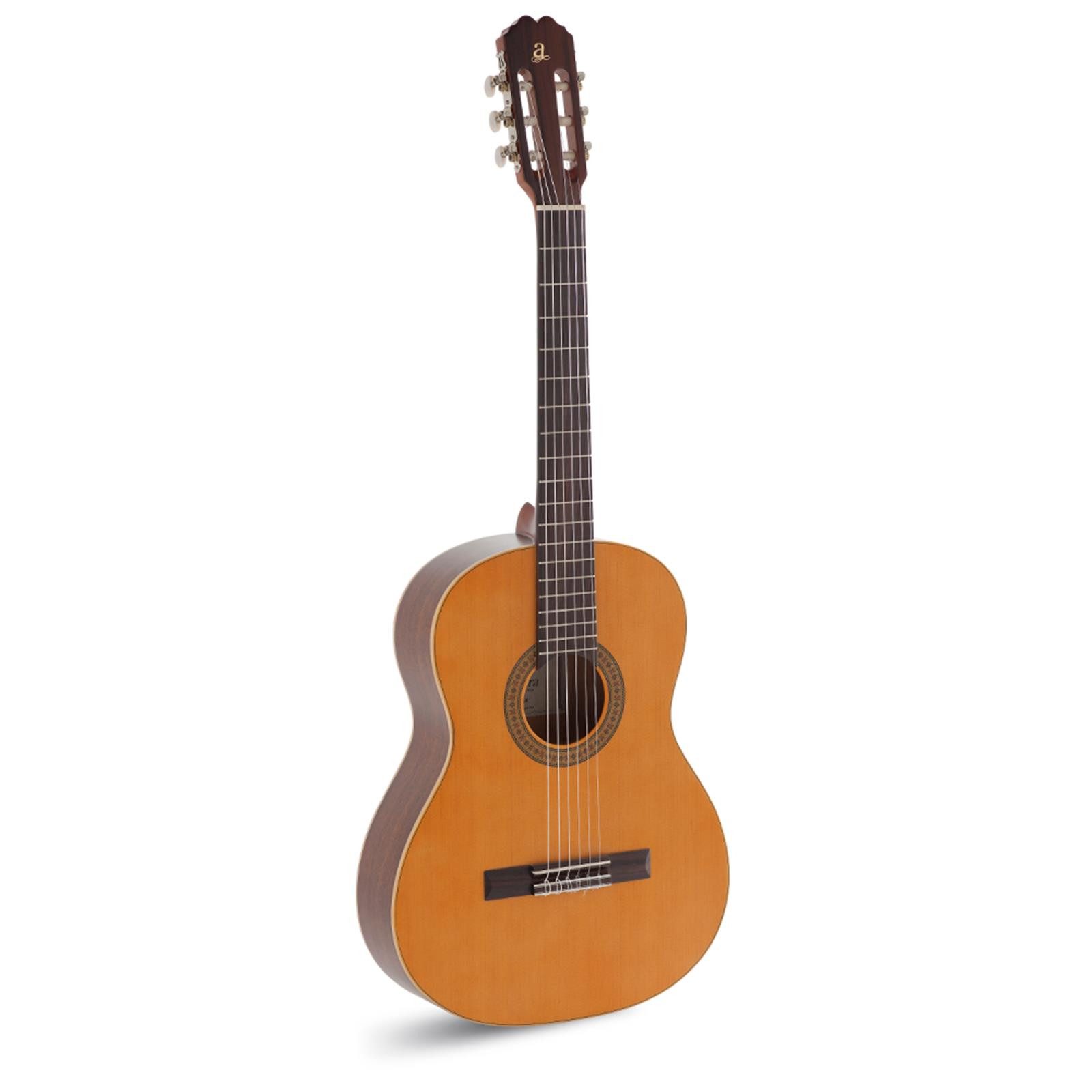 admira Konzertgitarre Sevilla, mit Zederndecke, Made in Spain!