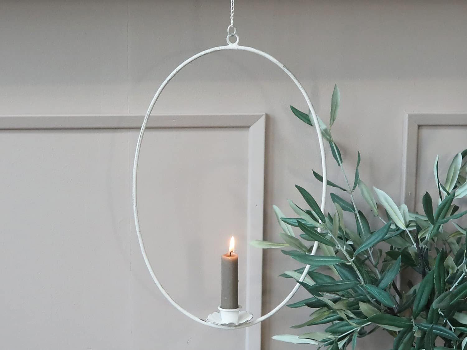 Chic Antique Kerzenhalter für Gardinenstangen Kerzenkranz zum Aufhängen Metall Weiß Shabby Chic für Spitzkerzen, Eleganter hängender Kerzenkranz