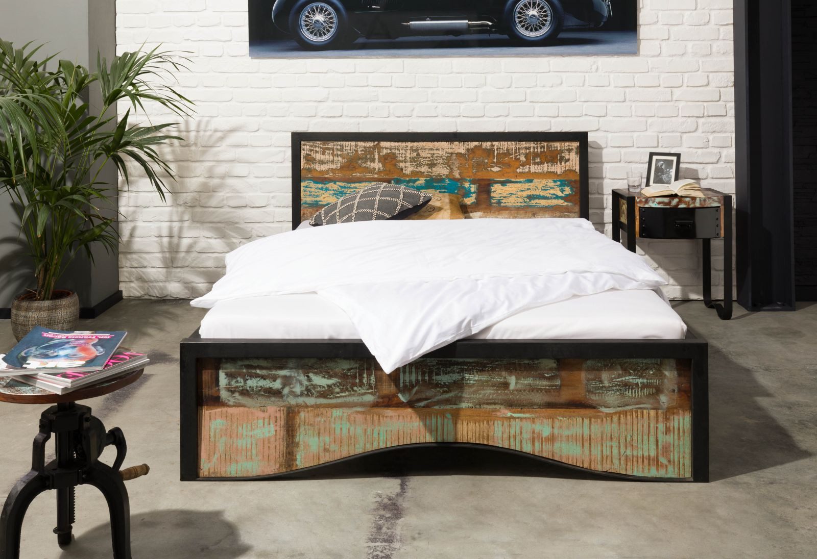 Massivmoebel24 Massivholzbett INDUSTRIAL (Bett Altholz 140x200 mehrfarbig lackiert INDUSTRIAL #110), Bett Altholz 140x200 mehrfarbig lackiert INDUSTRIAL #110