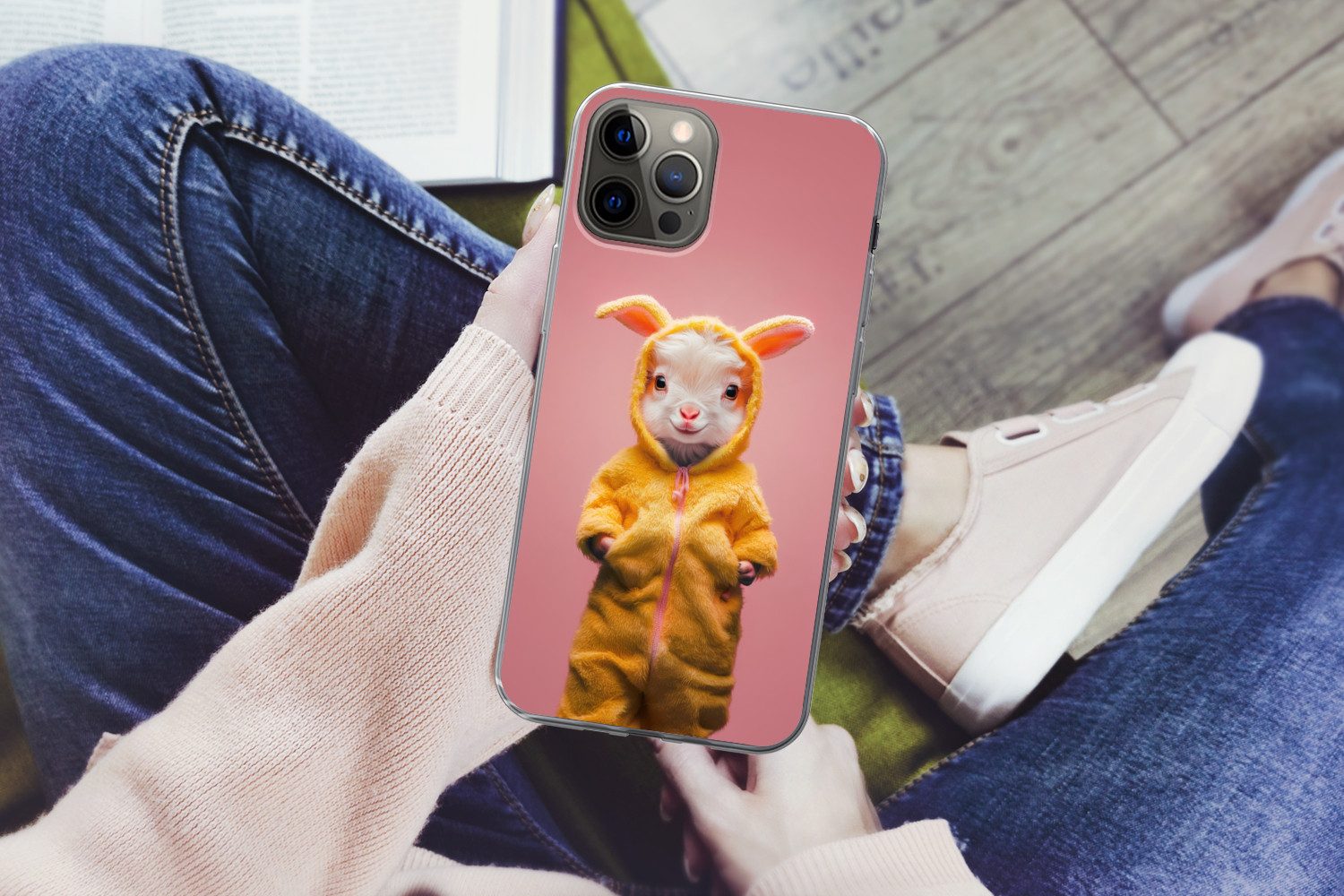 MuchoWow Handyhülle für Apple iPhone 13 Pro Max Kostüm - Ziege - Osterhase, Smartphone-Bumper, Print, Handy Schutzhülle Dünn