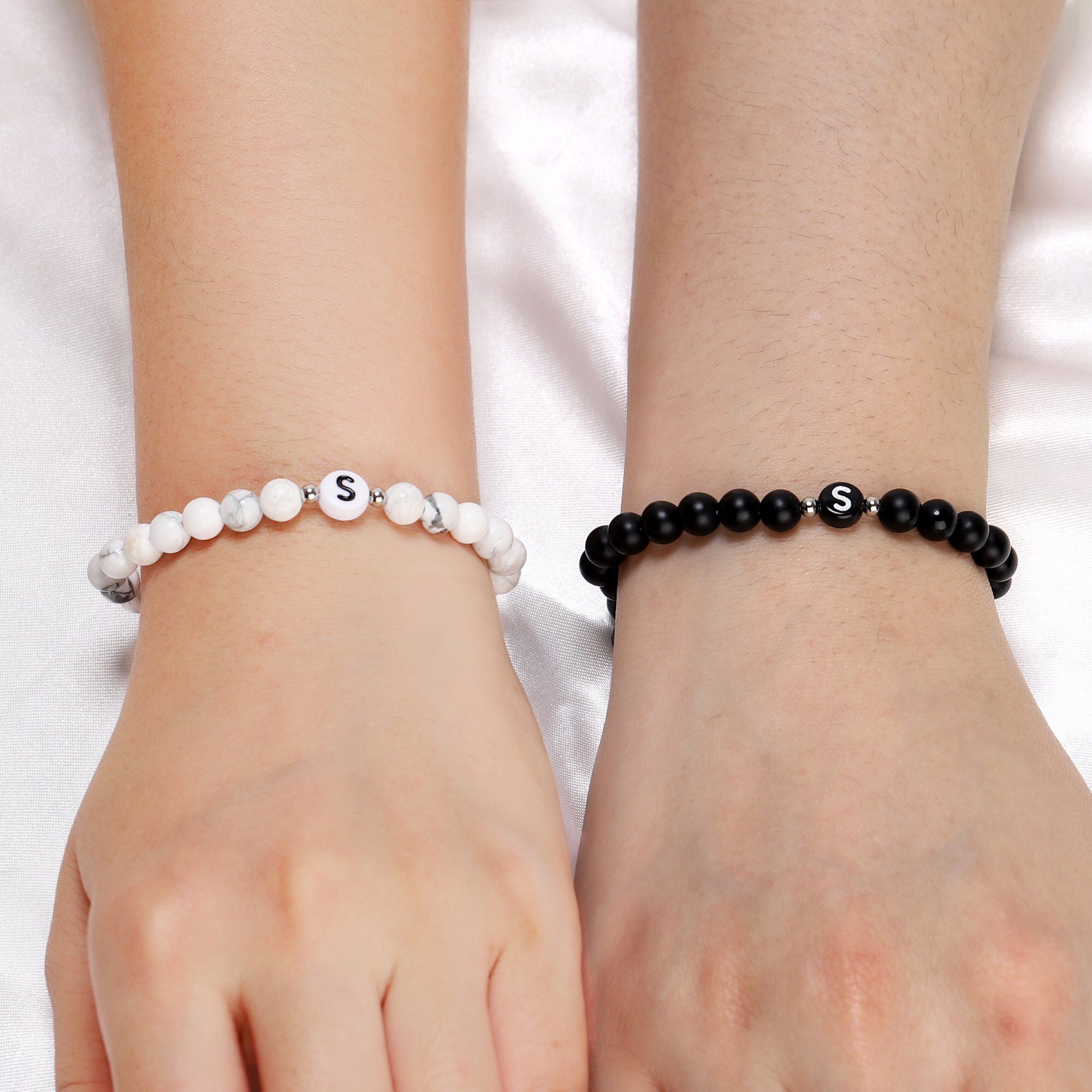 Kim Johanson Armband Initial, aus schwarzem Onyx mit Buchstaben-Perle, elas günstig online kaufen