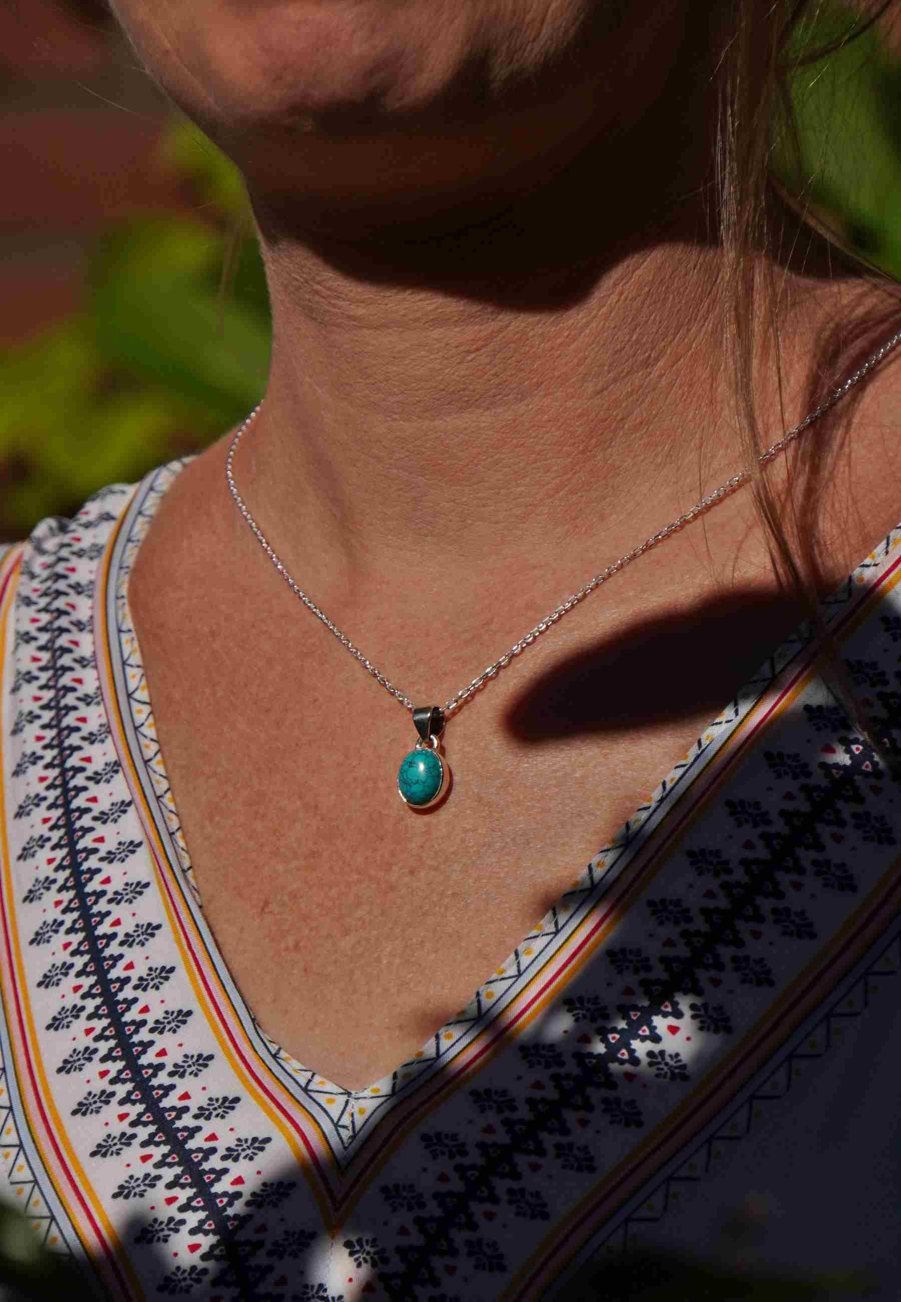 mantraroma Kette mit Anhänger SAMA oval günstig online kaufen