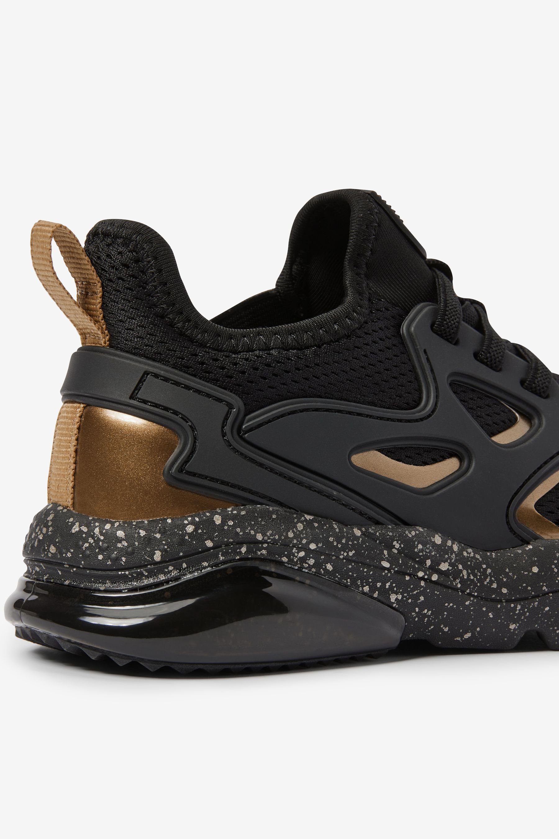 Next Elastischer Sportschuh mit Schnürung Sneaker (1-tlg)