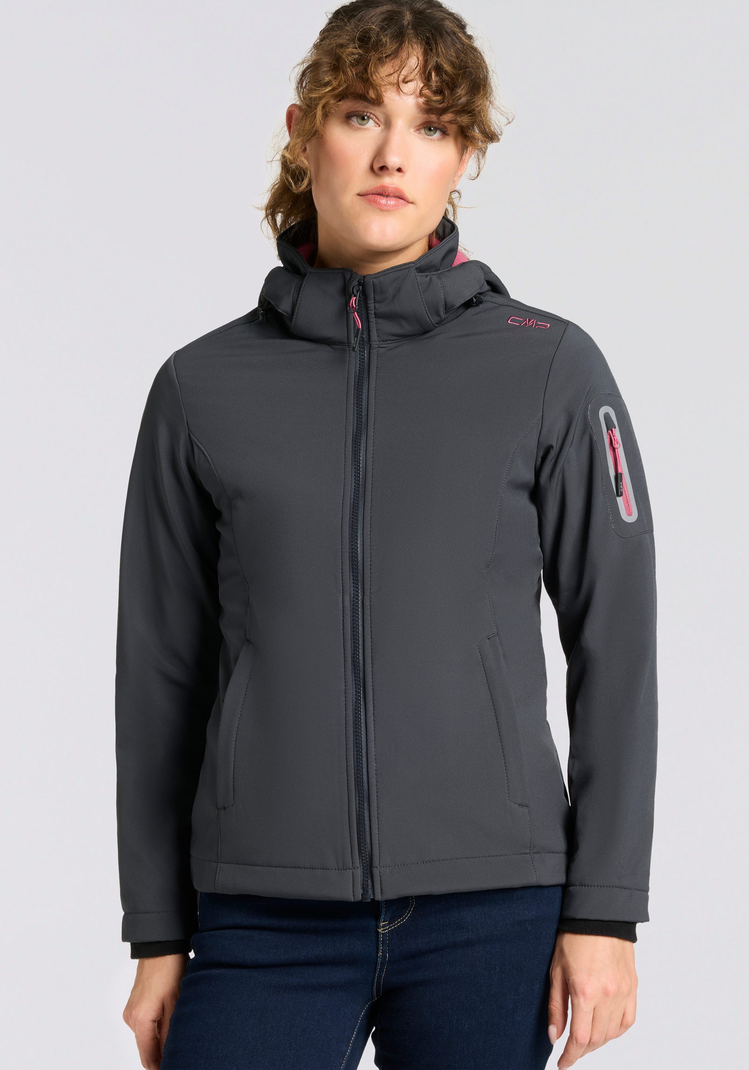CMP Softshelljacke WOMAN JACKET ZIP HOOD (1-St) Wärmend & wind- & wasserabweisend, Übergangsjacke