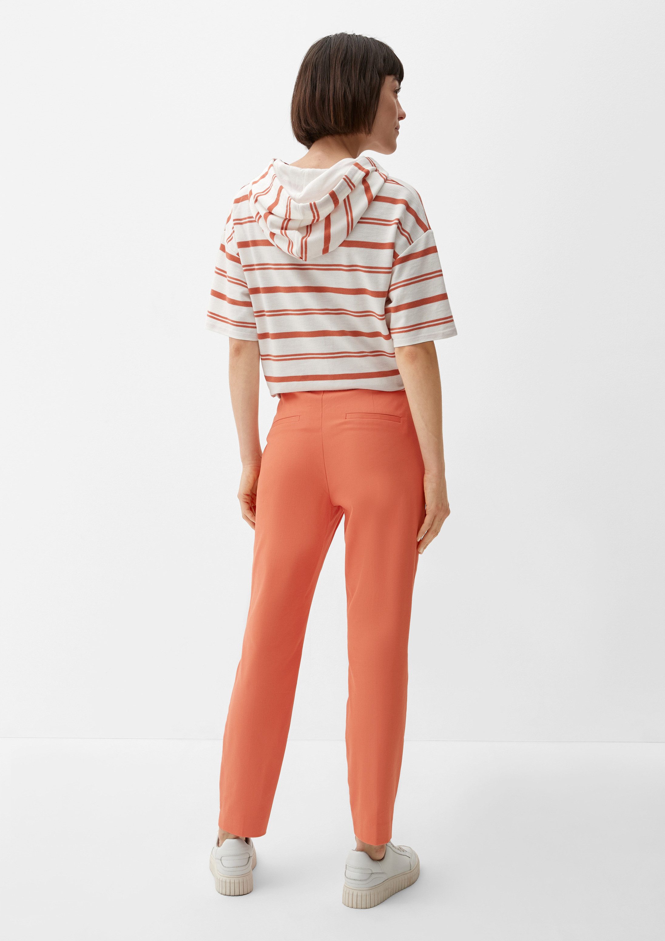 s.Oliver Chinos Hose Regular: Zigarettenhose mit High Rise-Bund