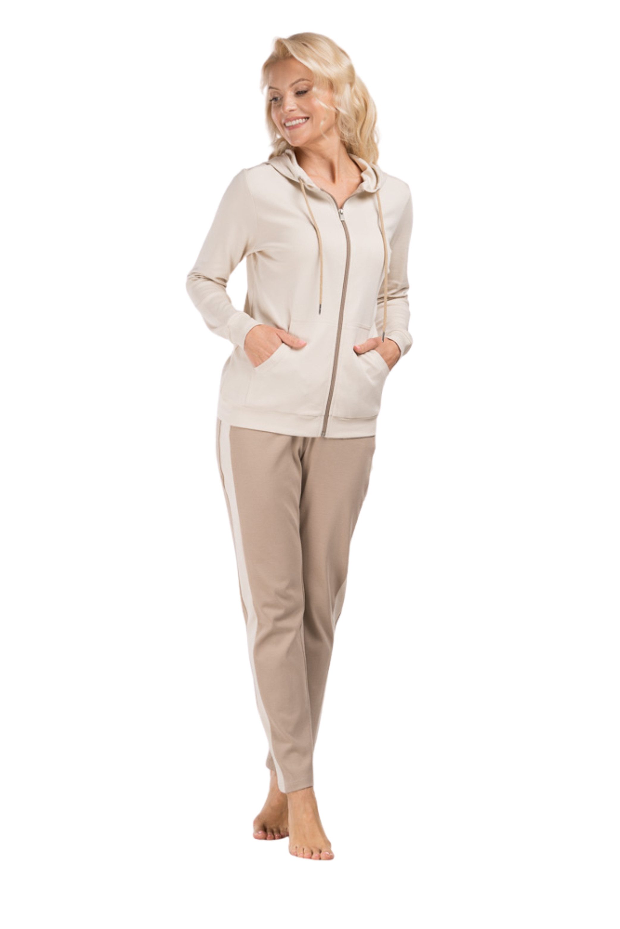 Consult-Tex Hausanzug Damen Hausanzug Homewear Suit (Spar-Set, 1 Stück) Freizeitanzug / Hausanzug mit Streifenmuster