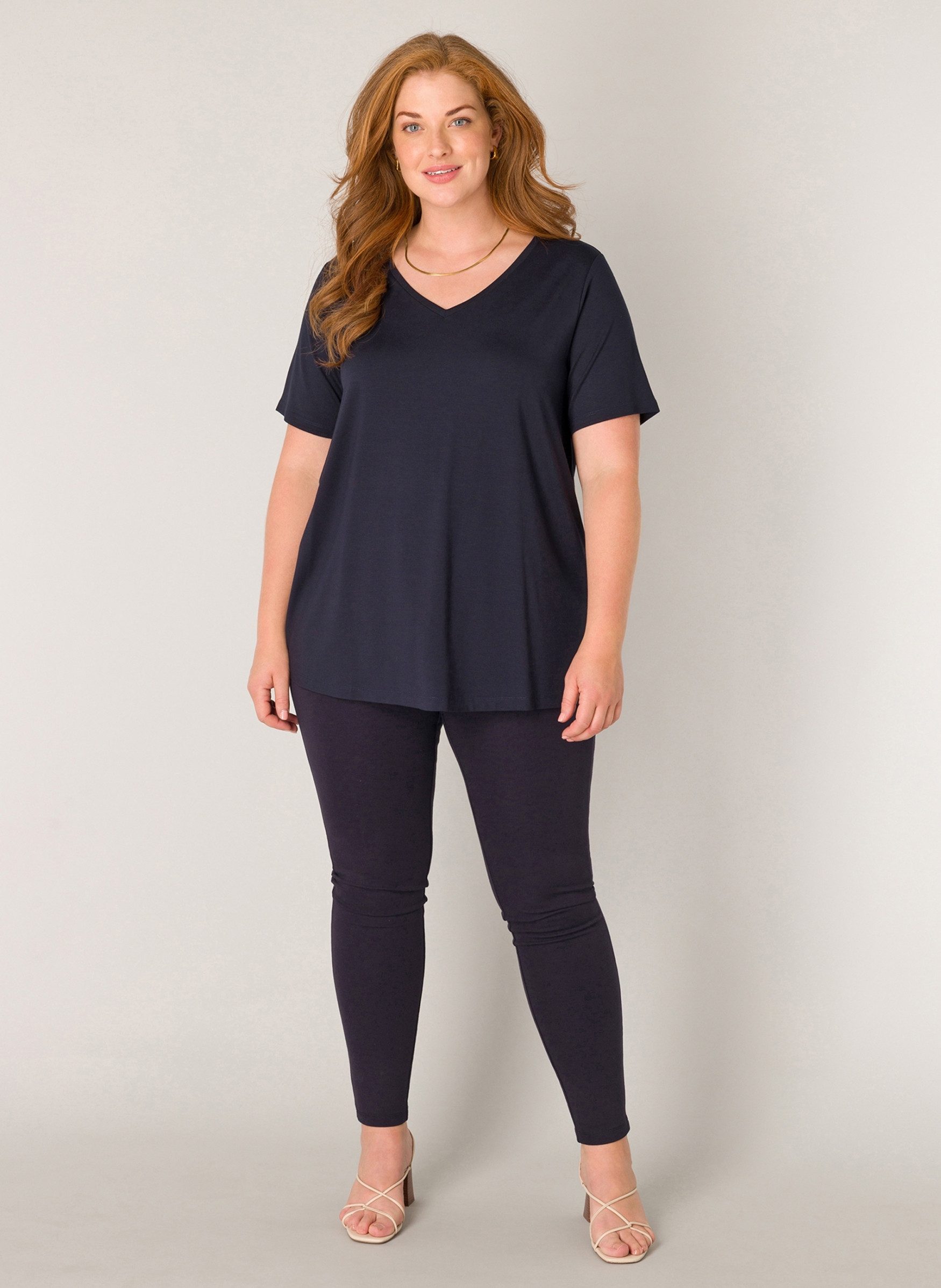 Base Level T-Shirt Alba