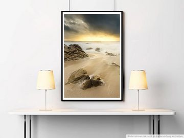 Sinus Art Poster 60x90cm Landschaftsfotografie Poster Strand mit Sonne und dramatischen Wolken
