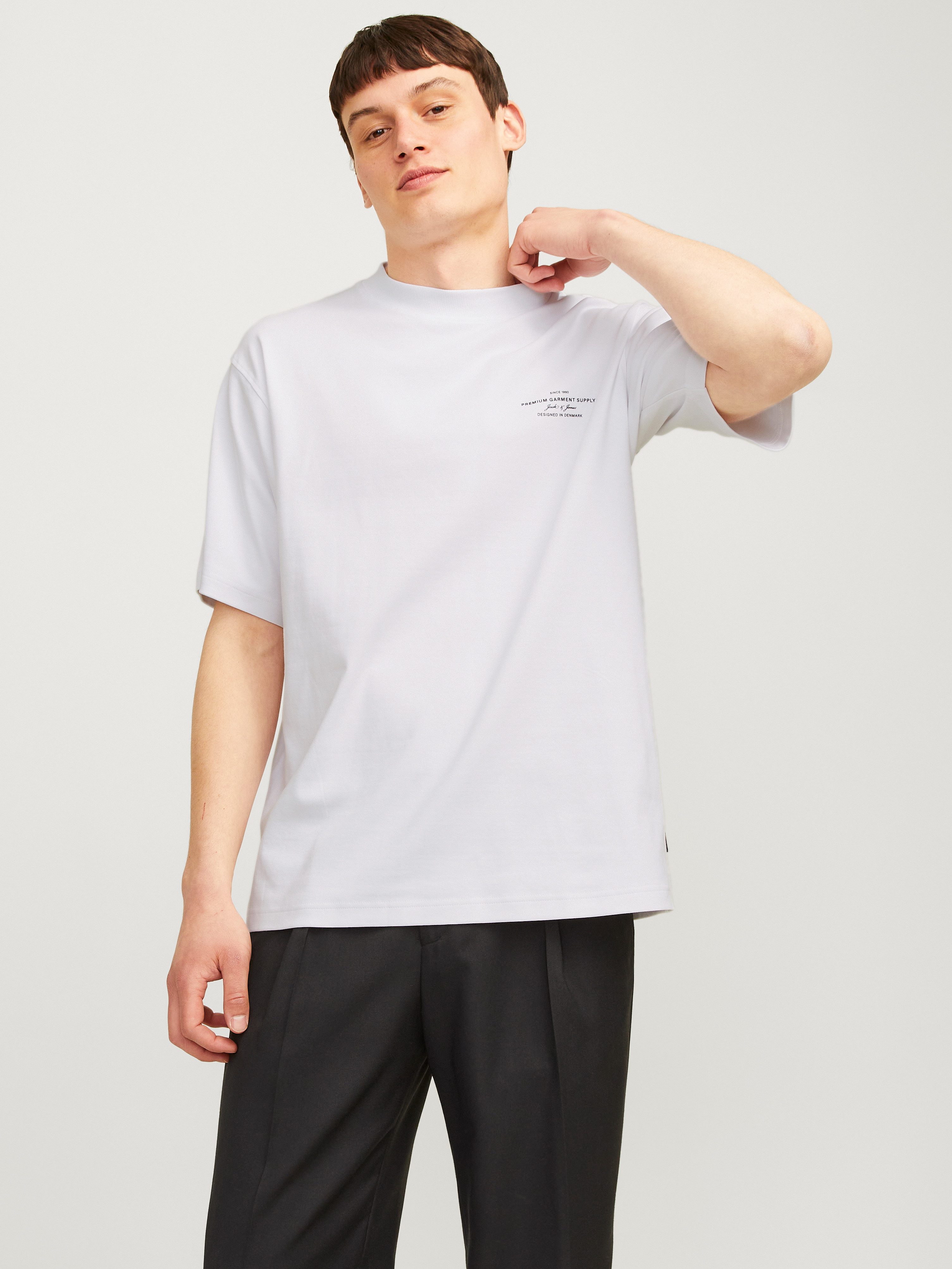 Jack & Jones Rundhalsshirt JPRBLACHAD BRANDING SS CREW NECK TEE SN. Reduzierter Preis € 15,99. Unverbindliche Preisempfehlung € 24,99