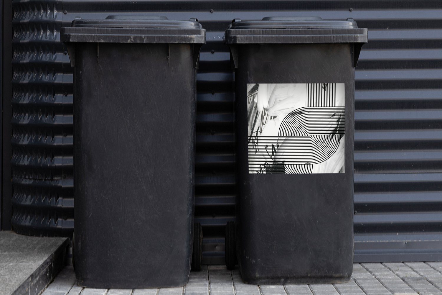 (1 Wandsticker - - Mülleimer-aufkleber, Container, - Streifen Abfalbehälter Abstrakt MuchoWow Mülltonne, St), Weiß Sticker, Schwarz