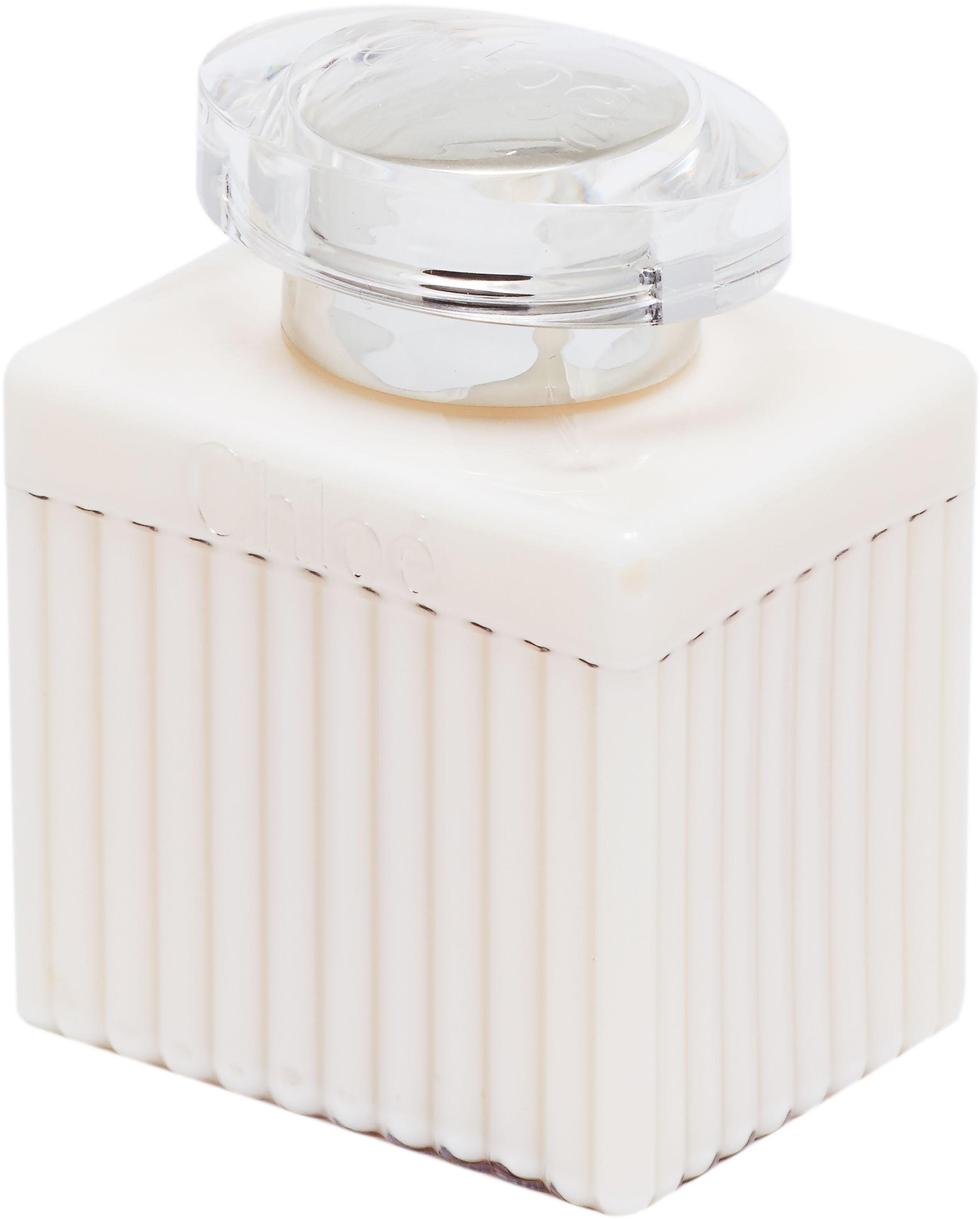 Chloé Duft-Set Chloé, 2-tlg., Blumiger Duft mit Litschi, Freesie, Magnolie, Rosenblätter und Zeder.