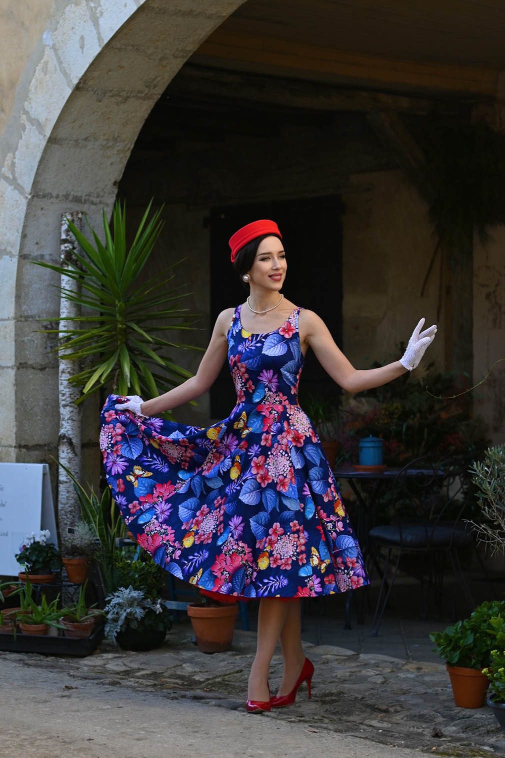 Hearts & Roses London A-Linien-Kleid Midnight Garden Schmetterling Blumen Vintage