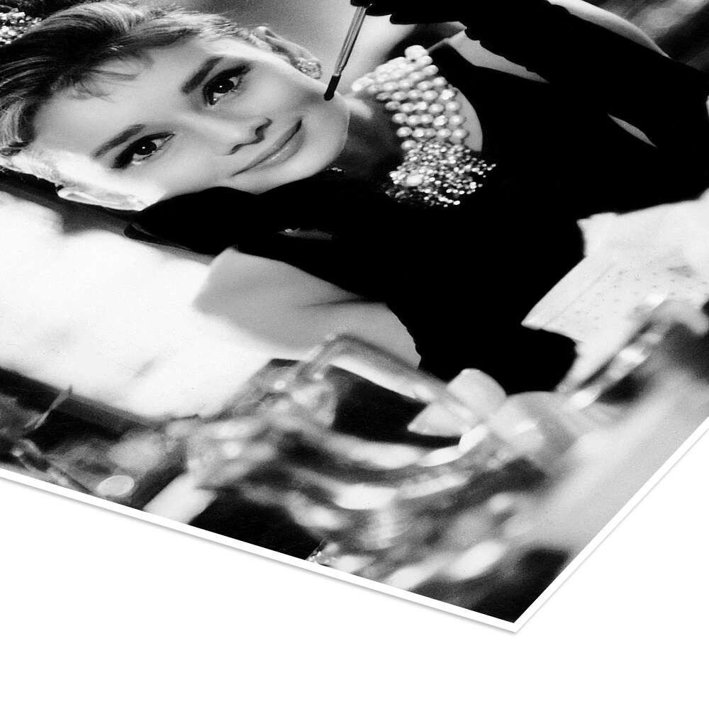 Posterlounge Wandbild Audrey Hepburn in Breakfast at Tiffany's, Celebrity Collection, erhältlich als Poster, Leinwandbild, Wandsticker oder Acrylglasbild