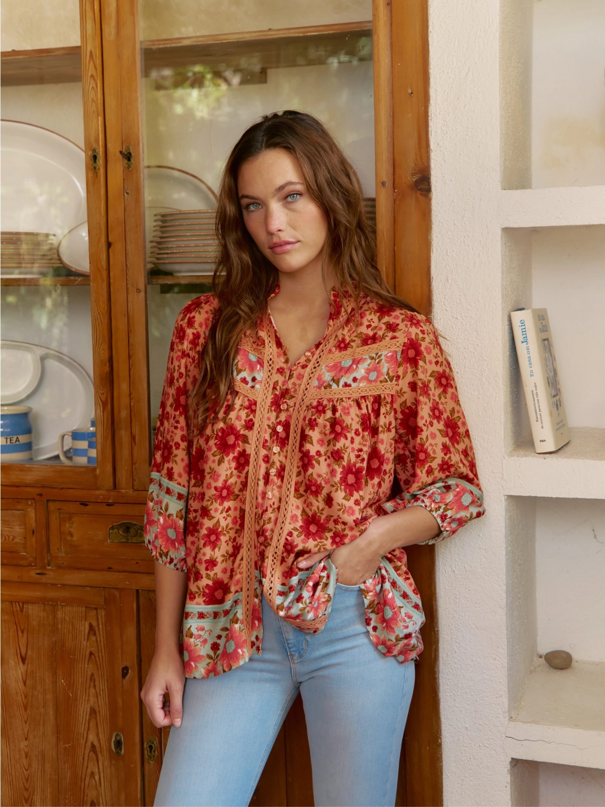 ANNIS Fashion & Accessoires Tunika "ROSALIE BLOOM" v. Jaase (1-tlg) Leichte Tunikabluse, sommerlicher Floraldruck, Viskose