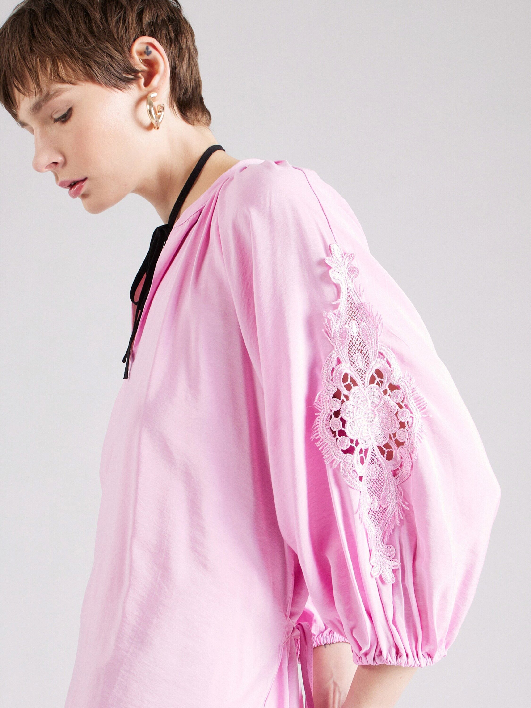 Sisters Point Spitzenkleid VIABA (1-tlg) Drapiert/gerafft