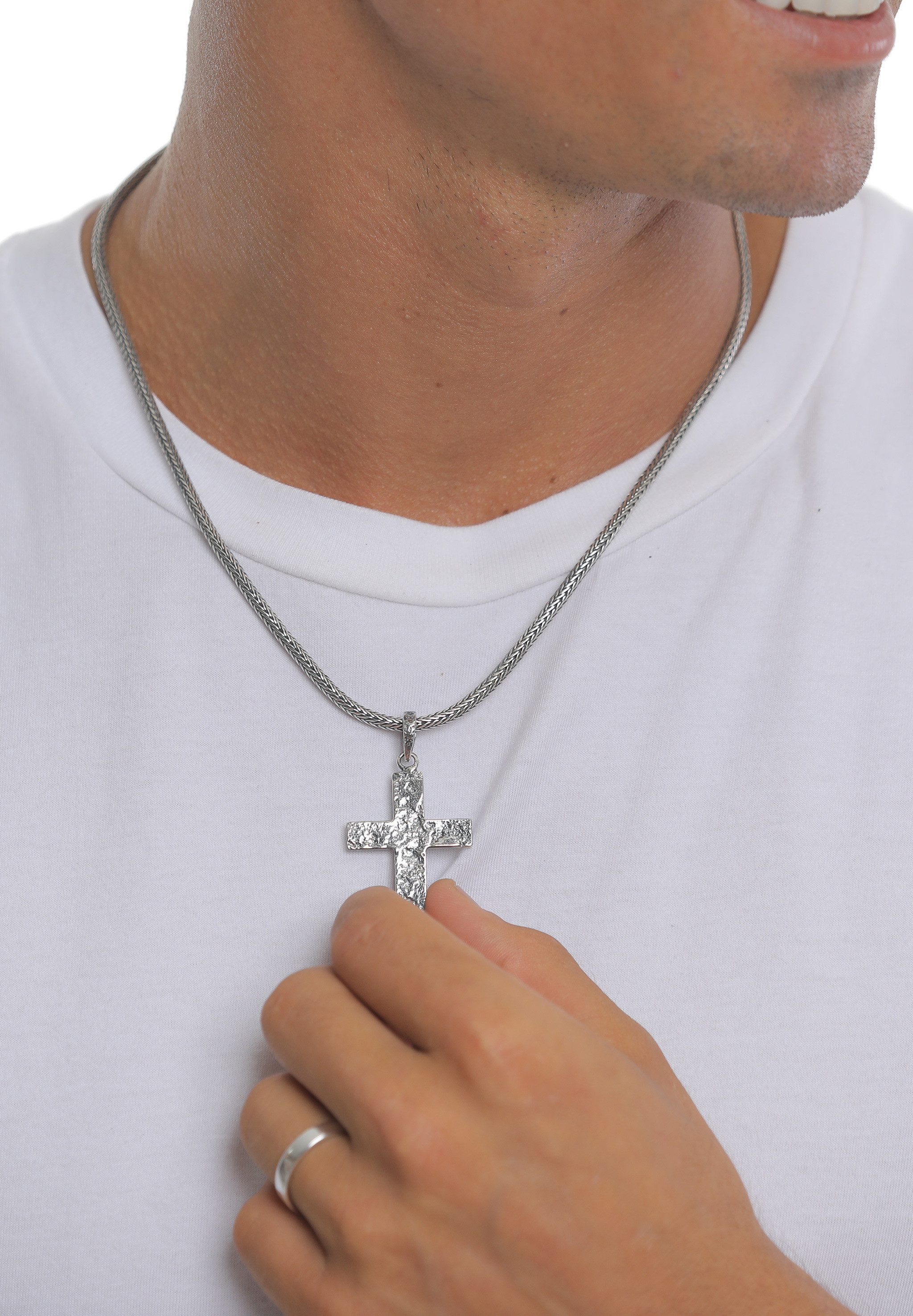 Kuzzoi Kette mit Anhänger Herren Zopfkette Kreuz Gehämmert 925 Silber