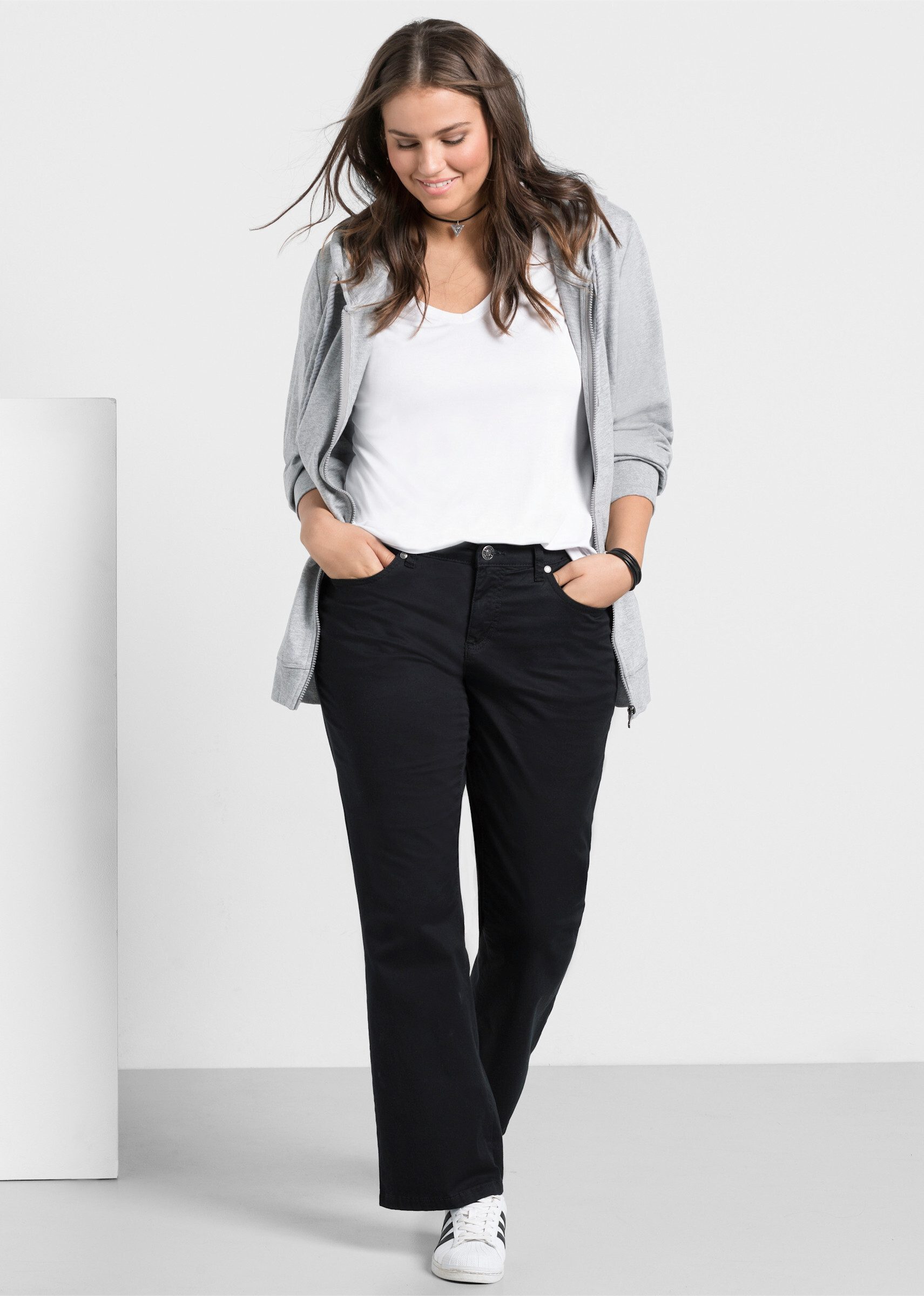 Sheego Jerseyhose Bootcuthose Innenbeinlänge ca. 83 günstig online kaufen