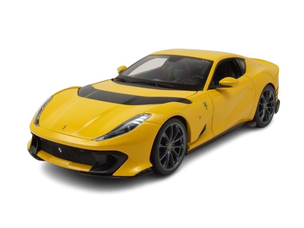 Bburago Modellauto Ferrari 812 Competizione 2021 gelb, Maßstab 1:18