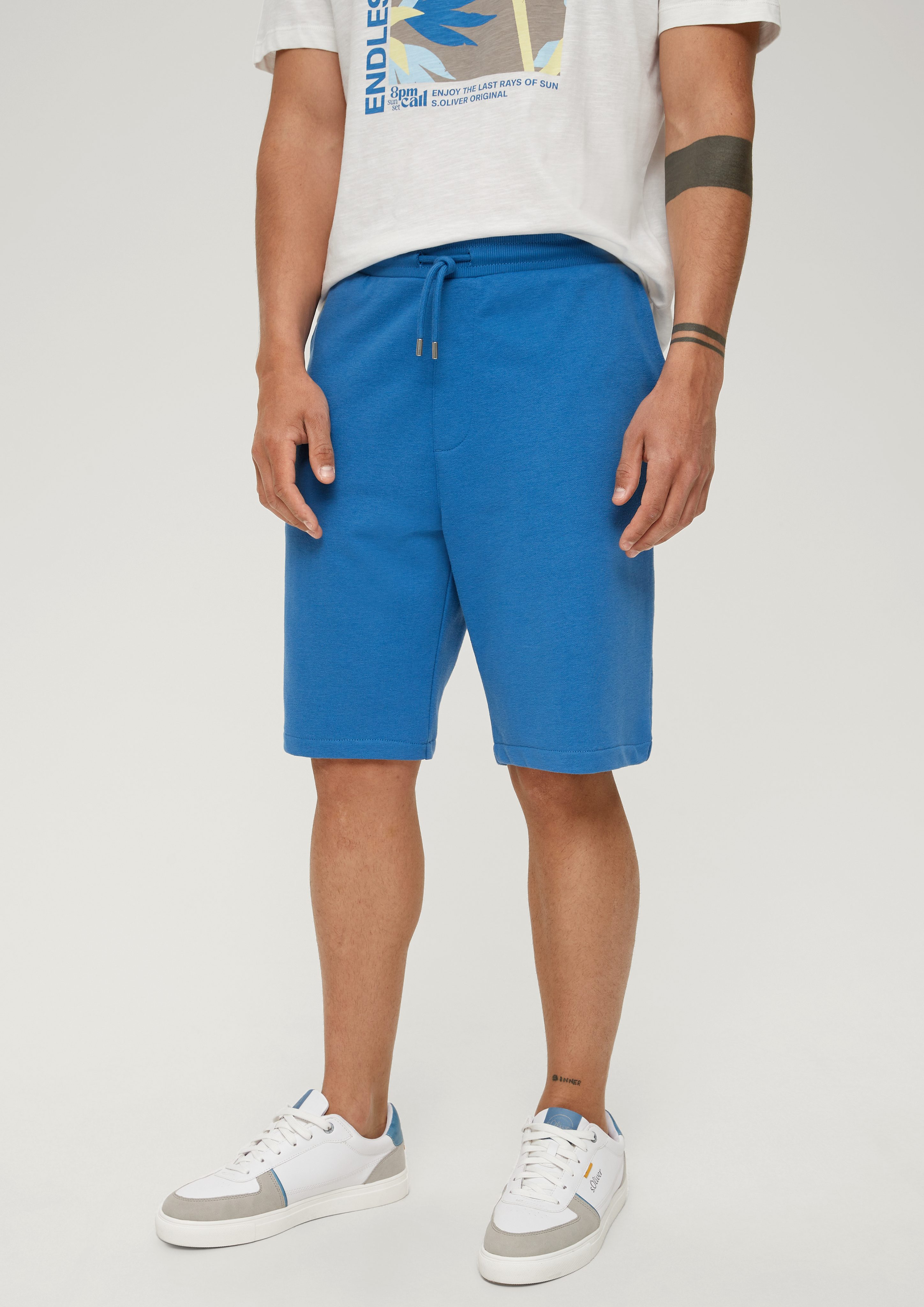 Relaxed: royalblau Bermuda-Jogger Bermudas s.Oliver