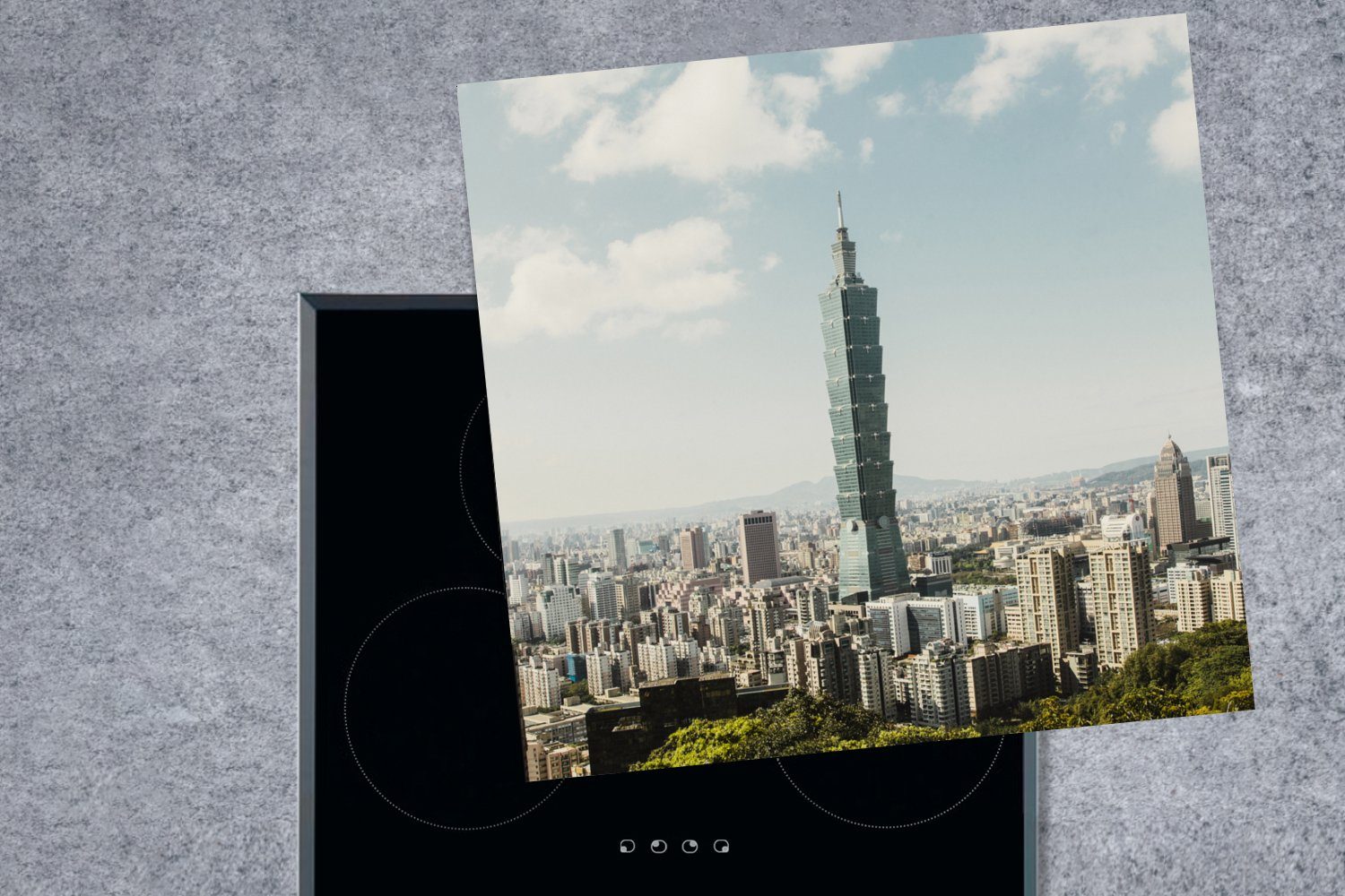 Ceranfeldabdeckung, auf Arbeitsplatte Herdblende-/Abdeckplatte Vinyl, 101, MuchoWow 78x78 Blick (1 für tlg), küche den Wolkenkratzer cm, asiatischen Taipei