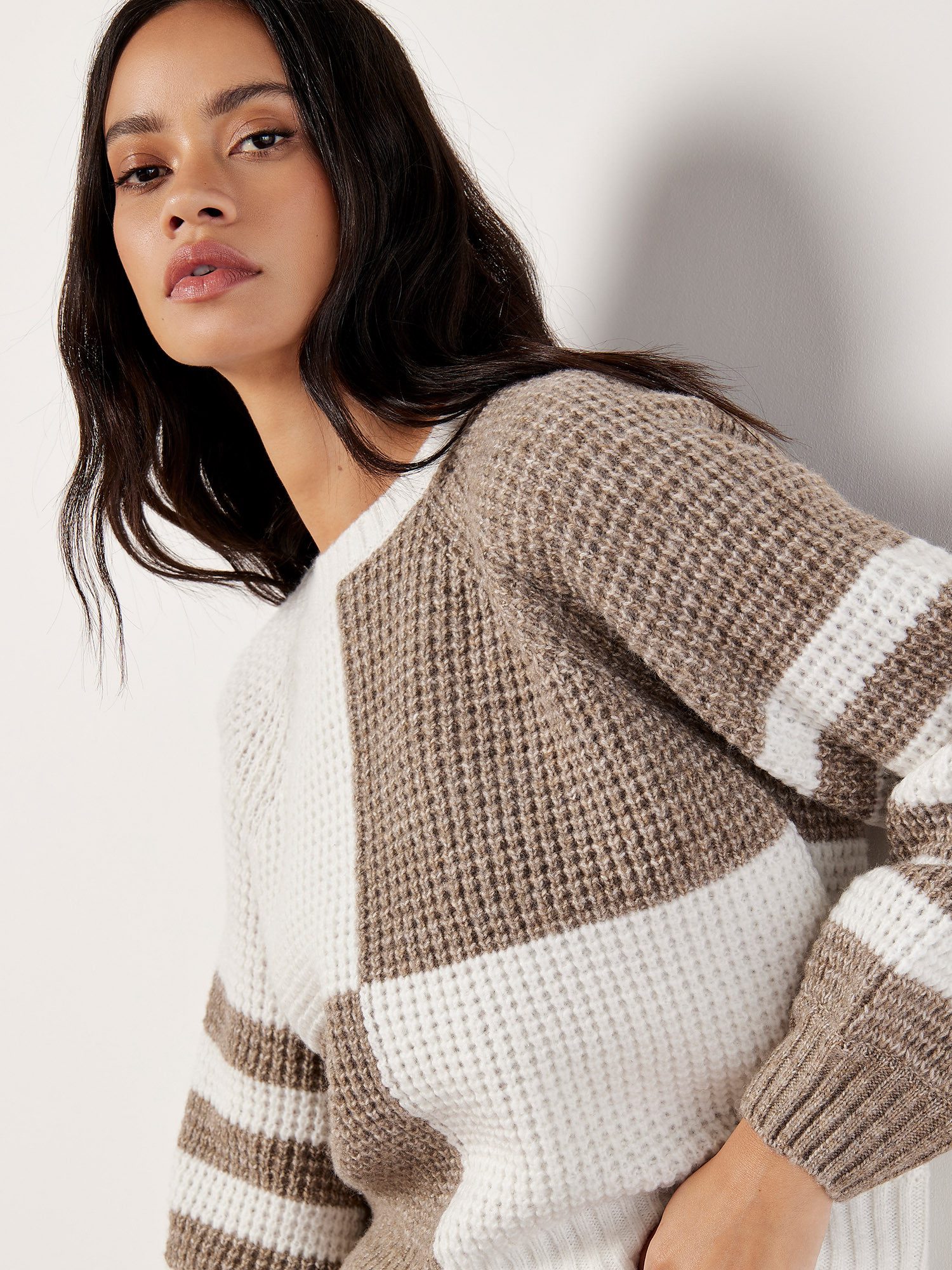 Apricot Strickpullover Kurzpullover mit Color-Block Muster günstig online kaufen