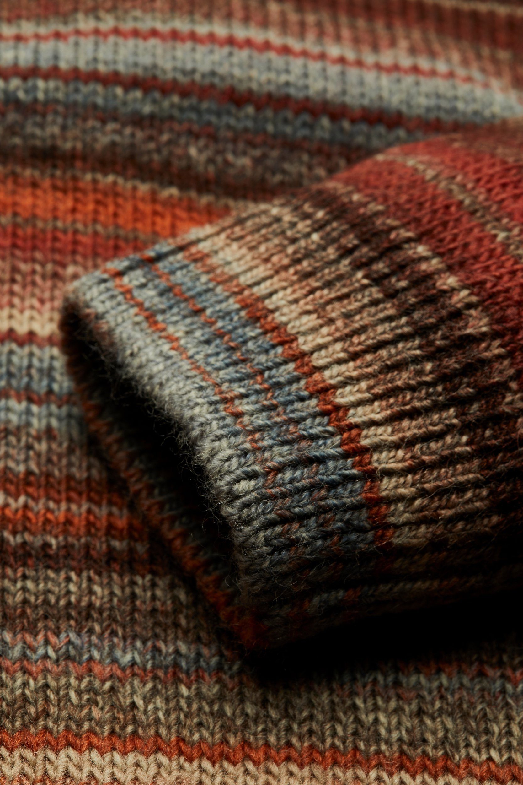 bugatti Rundhalspullover mit Multicolor-Farbverlauf