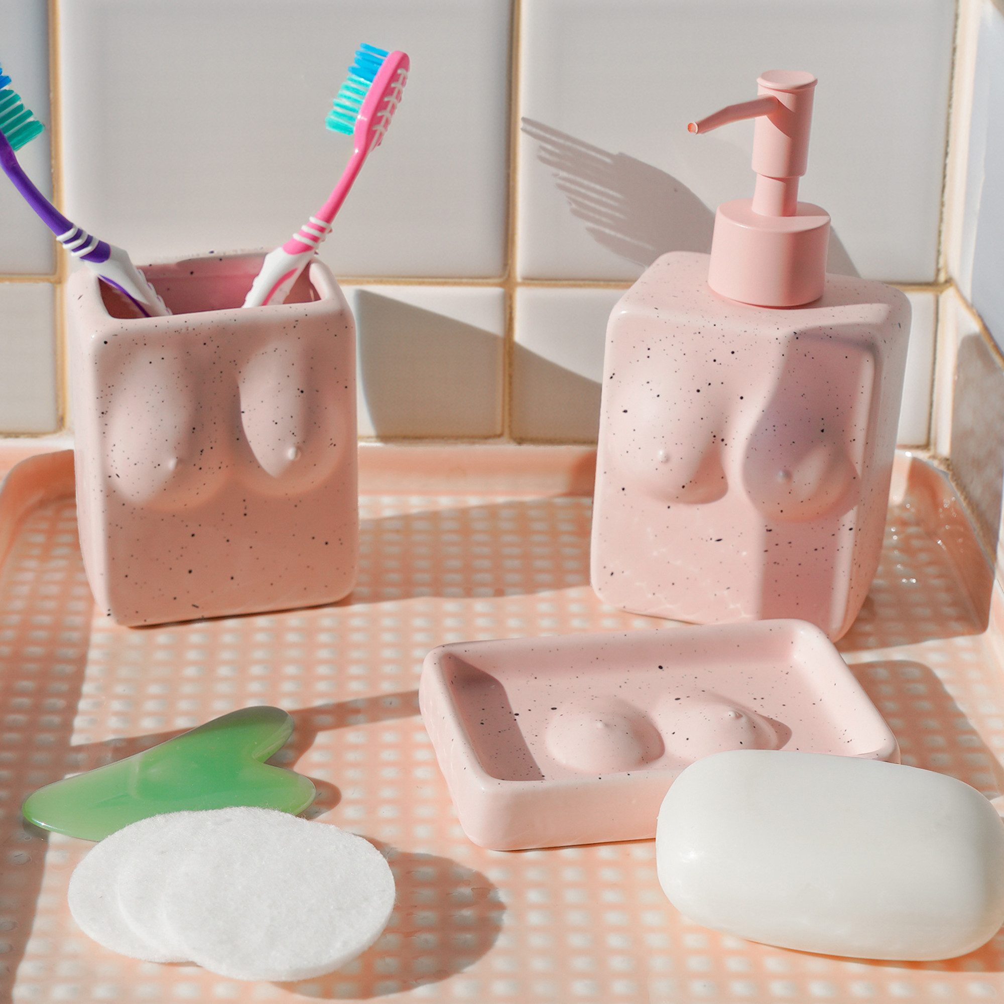 Helio Ferretti Schmuckablage Tits (Keramik, 1 St., rosa, handbemalt), ca. 12 x 8 x 2 cm, auch als Seifenablage nutzbar