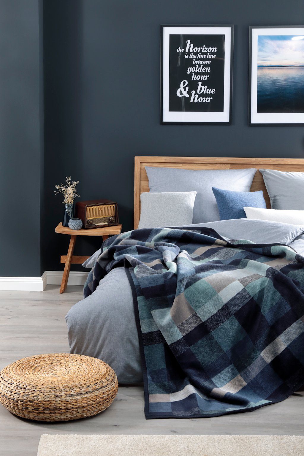 Wohndecke Color Squares Dark blue, blau karierte Sofadecke in 150x200 cm, Biederlack, Decke aus Baumwollmix, Made in Germany – Bild 3 von 5