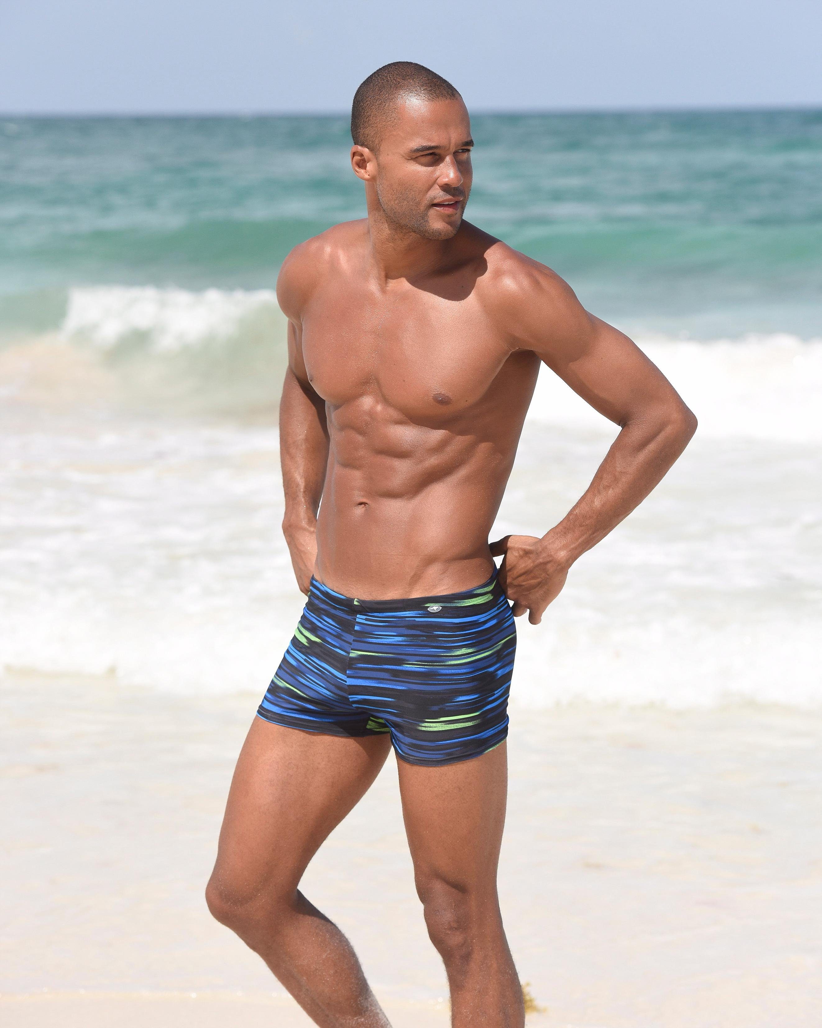 KangaROOS Boxer-Badehose mit Streifendesign günstig online kaufen