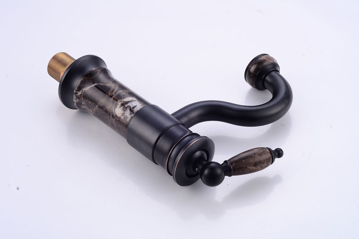 Kinaree Badarmatur Retro Wasserhahn TAM KY Messing, Marmor