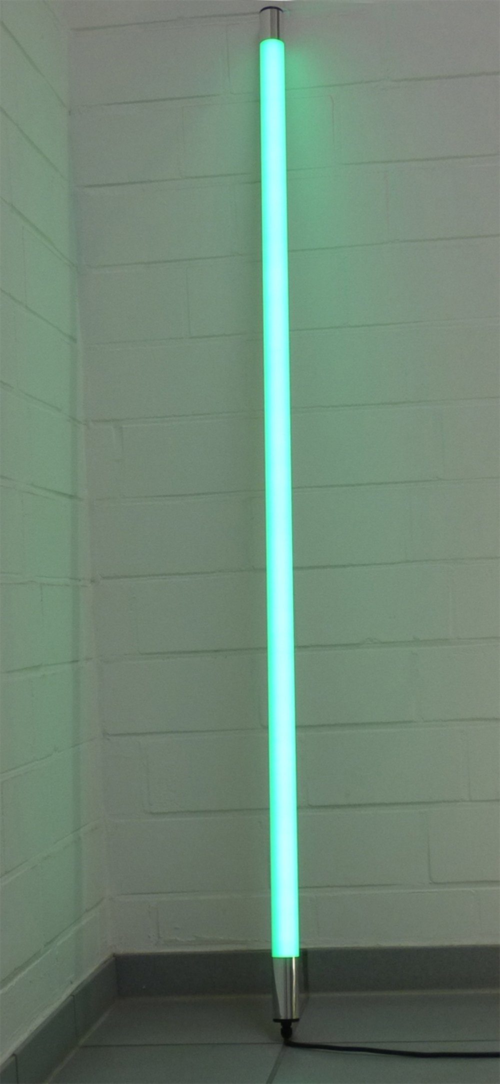 XENON LED Wandleuchte LED Leuchtstab Satiniert 1,23m Länge 1700 Lumen IP44 für Außen Grün, LED Röhre T8, Xenon Grün
