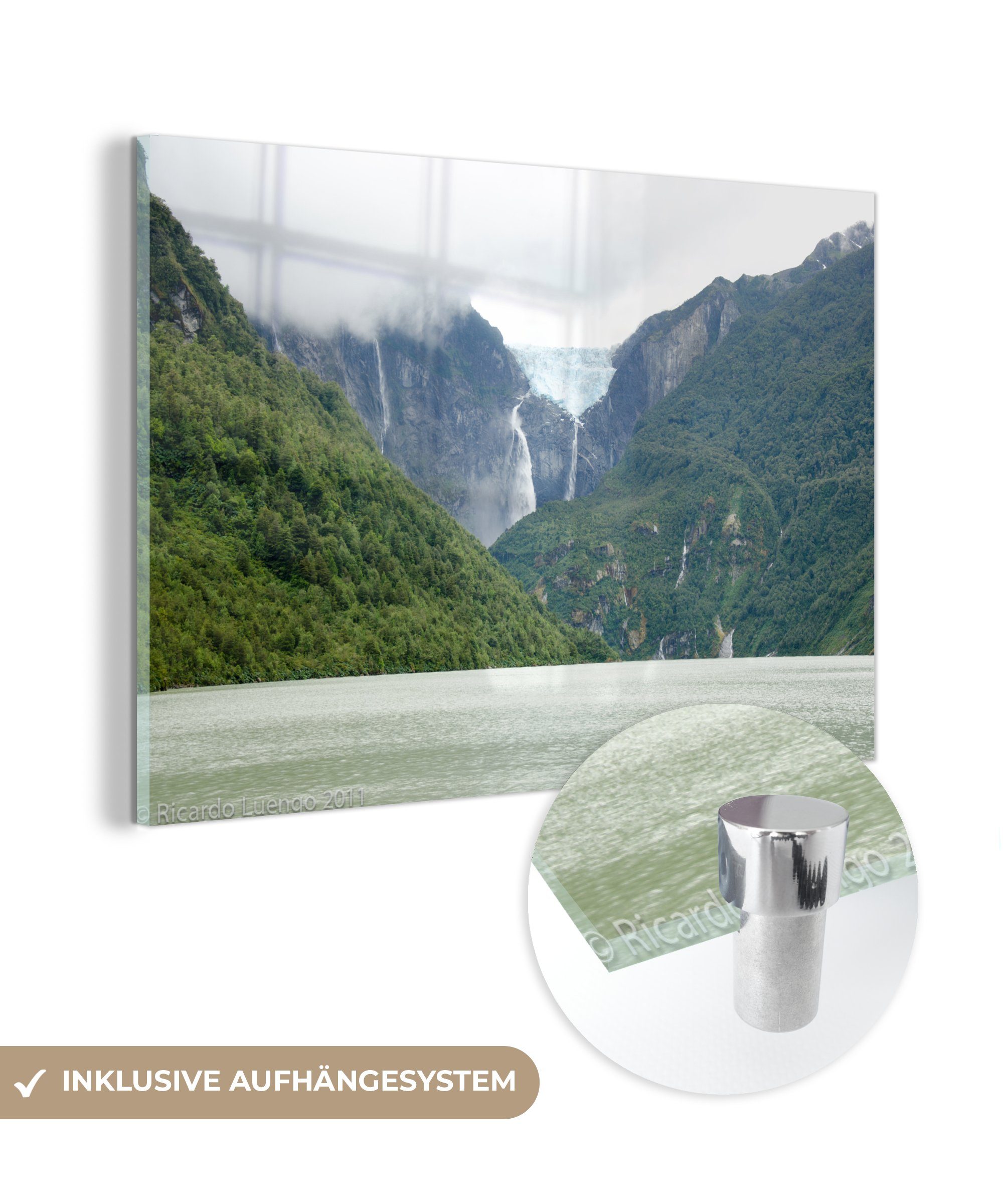 MuchoWow Acrylglasbild Landschaft im Queulat-Nationalpark in Chile, (1 St), Acrylglasbilder Wohnzimmer & Schlafzimmer
