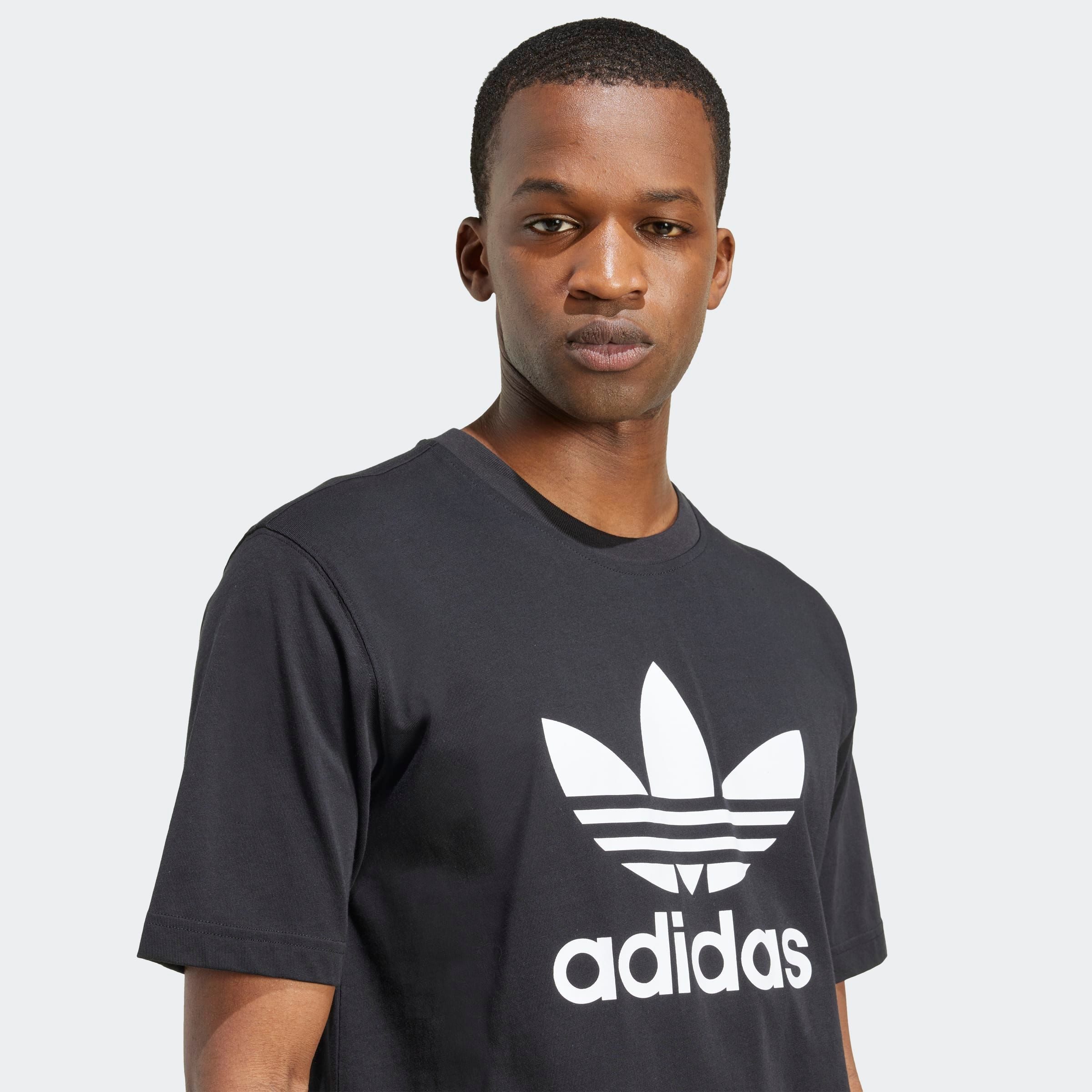 adidas Originals T-Shirt TREFOIL T-SHIRT reguläre Passform, Kurzarm, aus Baumwolle