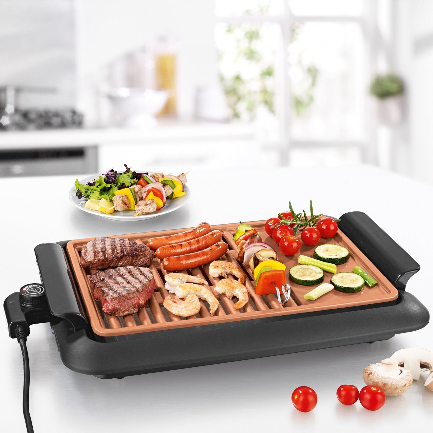 GOURMETmaxx Tischgrill Rauchfrei, 1250 W, Grillplatte mit zwei Garbereichen: klassisch für Fleisch, glatt für Fisch & Gemüse