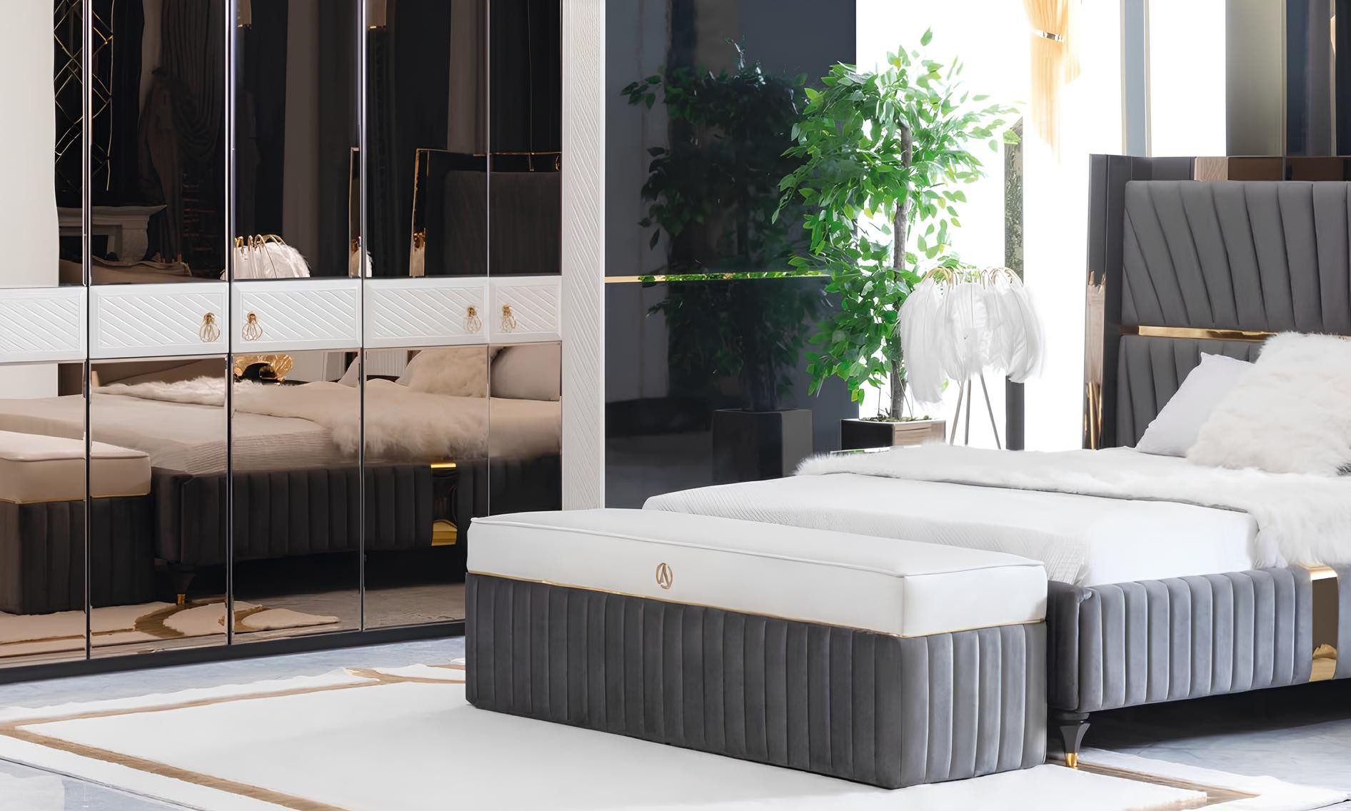 JVmoebel Bettbank Grau-weißer Designer Hocker Bank aus Holz für Sitzkomfort (Hocker), Made in Europa