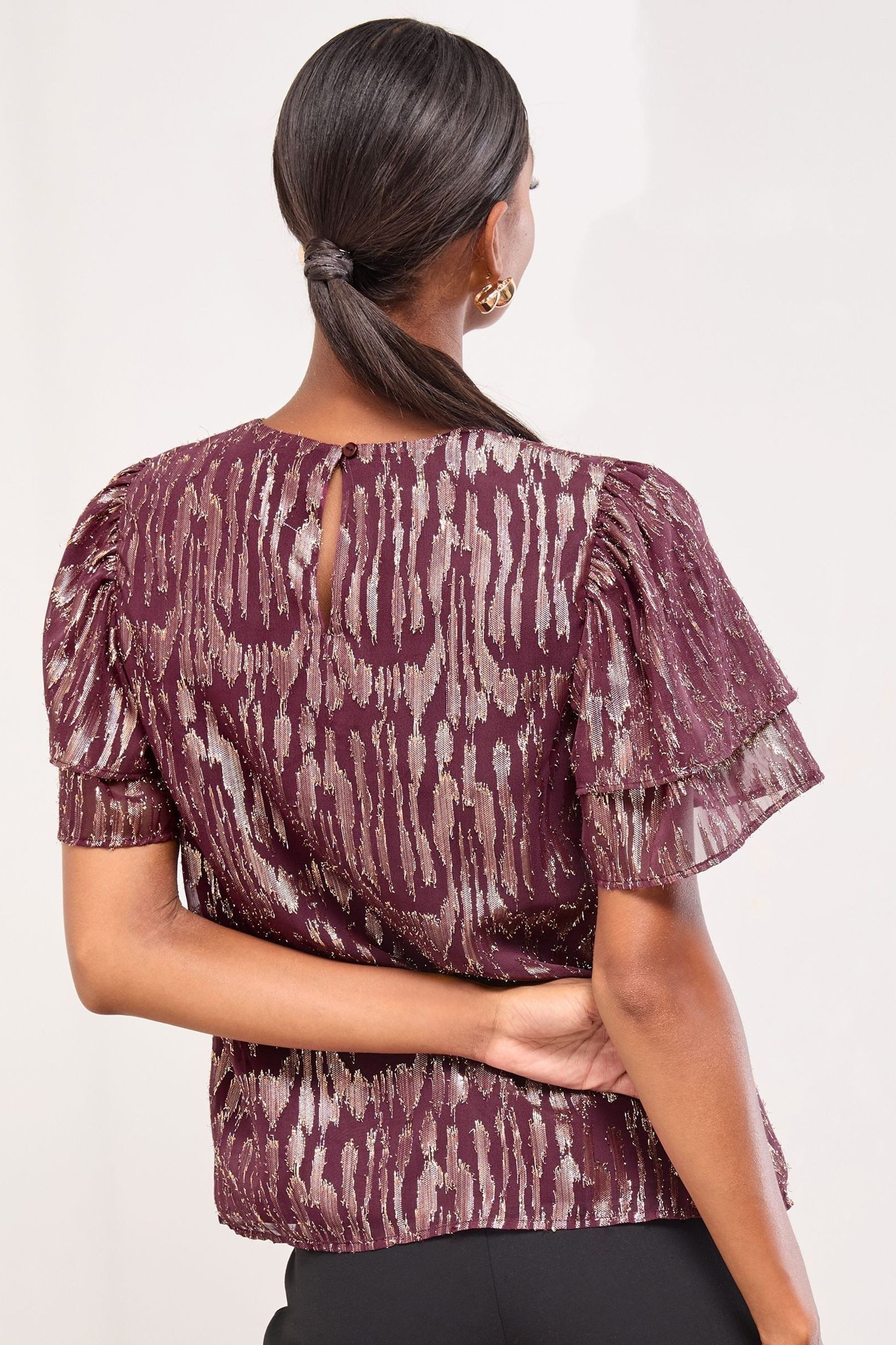 LIPSY T-Shirt Lipsy T-Shirt mit Rüschen, Regular (1-tlg) günstig online kaufen