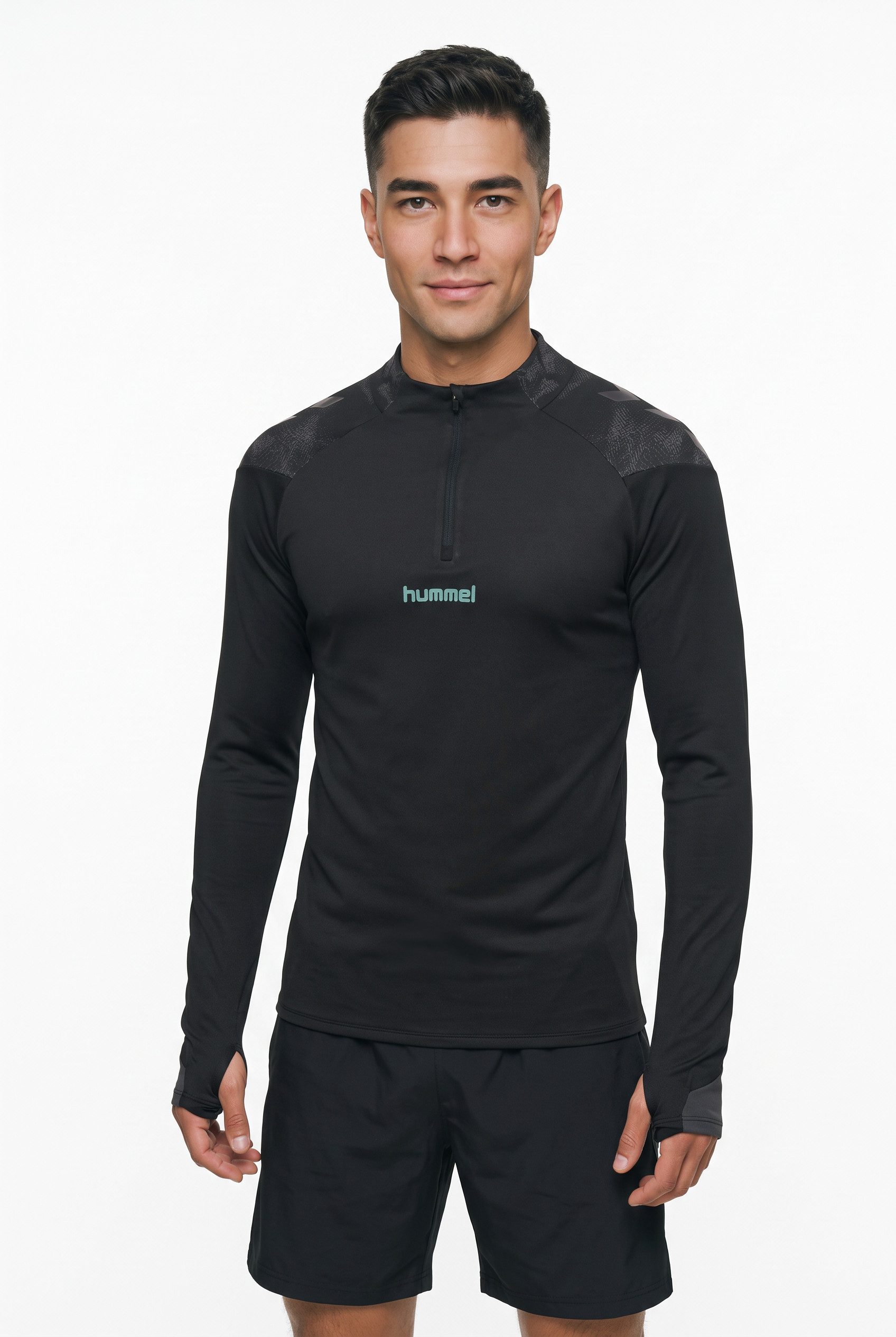 hummel Trainingsshirt HMlBLAZE26 PRO TRAINING HALF ZIP mit Daumenloch, aus Polyester und Elasthan, normaler Schnitt