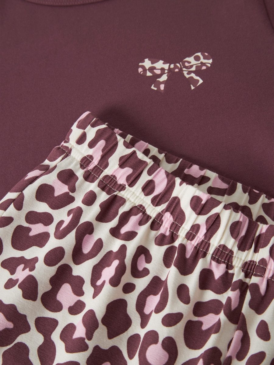 Name It Schlafanzug NKFNIGHTSET LEO (Set, 2 tlg., Oberteil und Hose) Geschenkidee – Bild 3 von 4