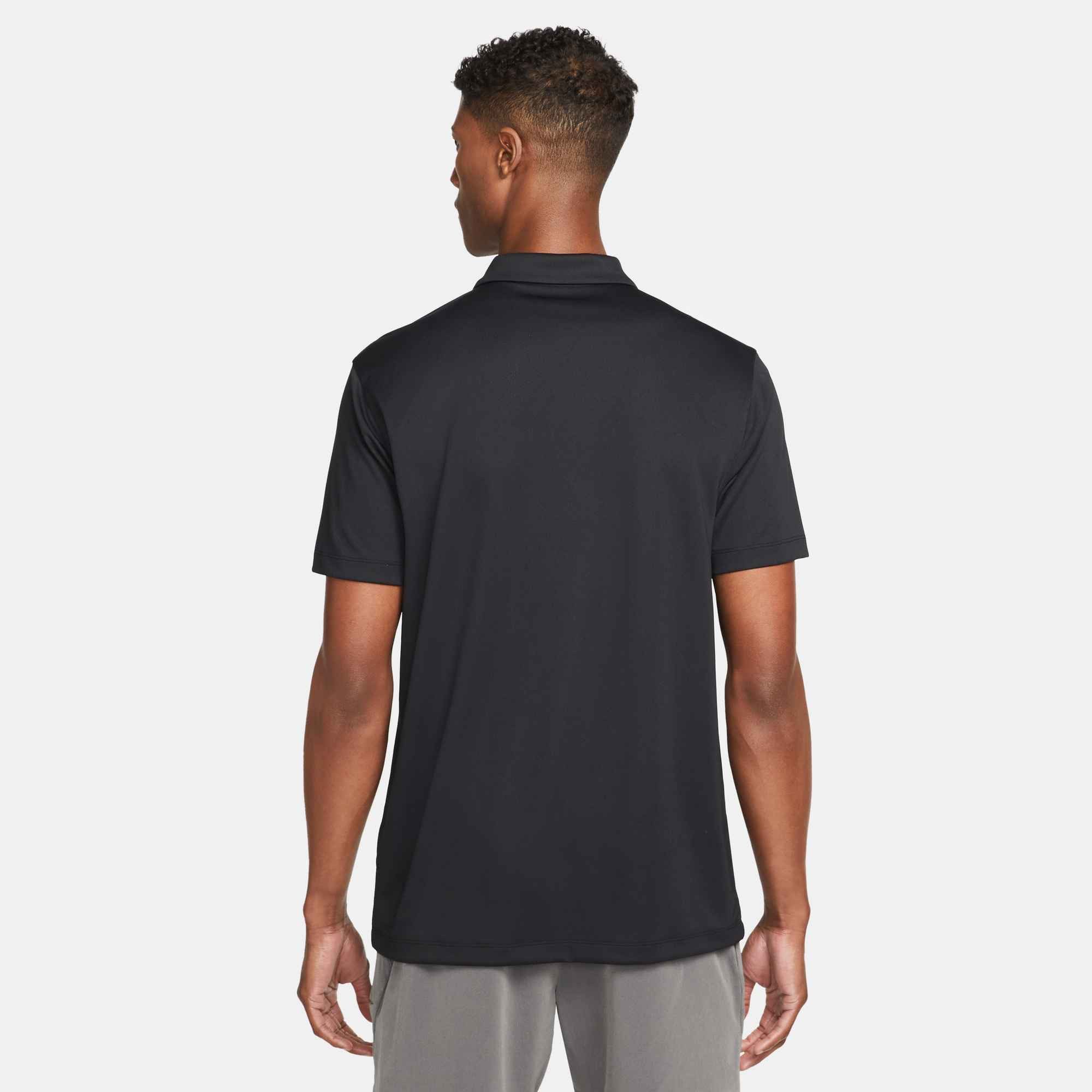 Nike Poloshirt NikeCourt Dri-FIT Men's Tennis Polo mit Polokragen, aus weichem Strickmaterial