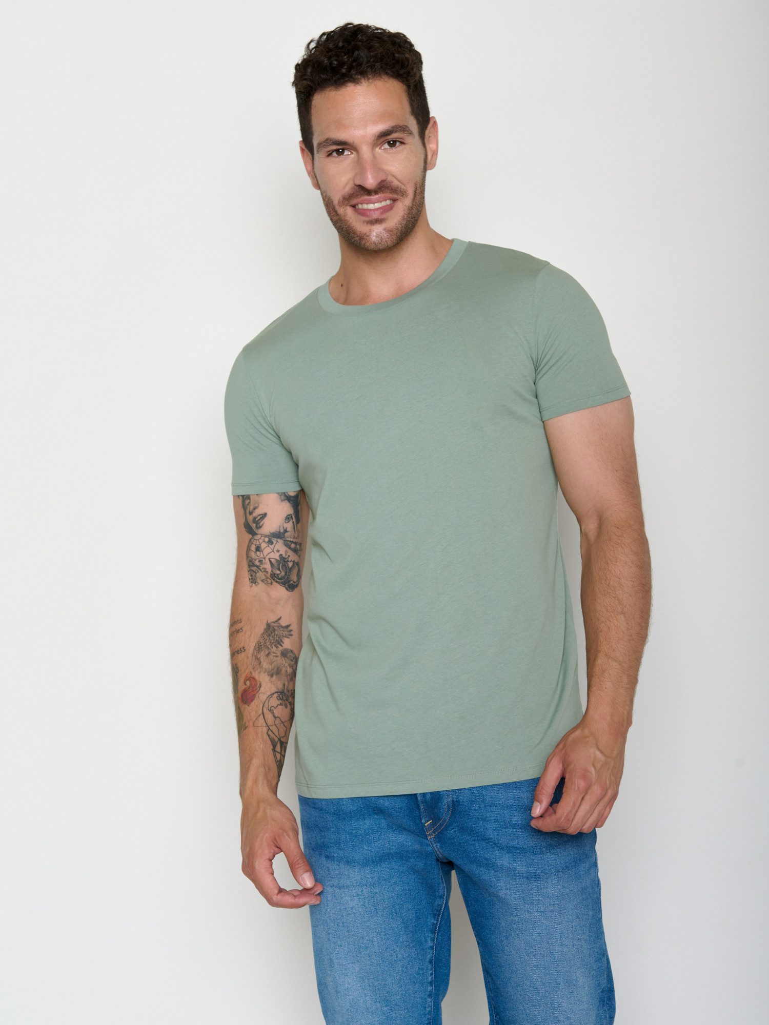 GreenBomb T-Shirt Guide Basic Motiv Basic (1-tlg., 1) klassischer Schnitt, tailliert, Rundhalsausschnitt, Bio-Baumwolle