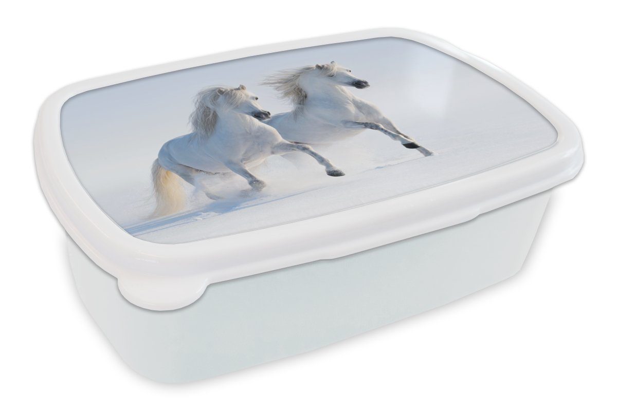 MuchoWow Lunchbox Winter - Pferde - Schnee, Kunststoff, (2-tlg), Brotbox für Kinder und Erwachsene, Brotdose, für Jungs und Mädchen weiß