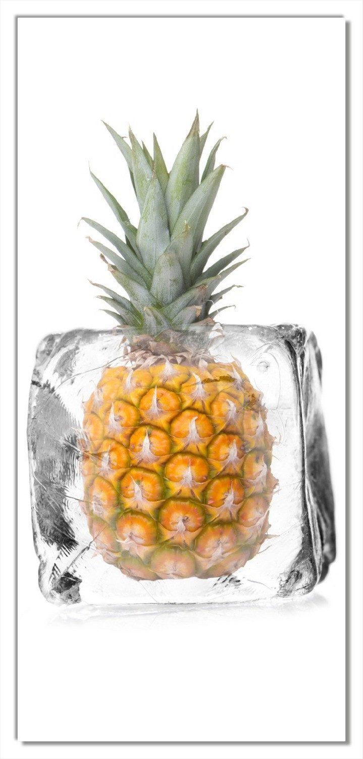 Wallario Türtapete Ananas in Eiswürfel - Eiskaltes Obst, glatt, ohne Struktur