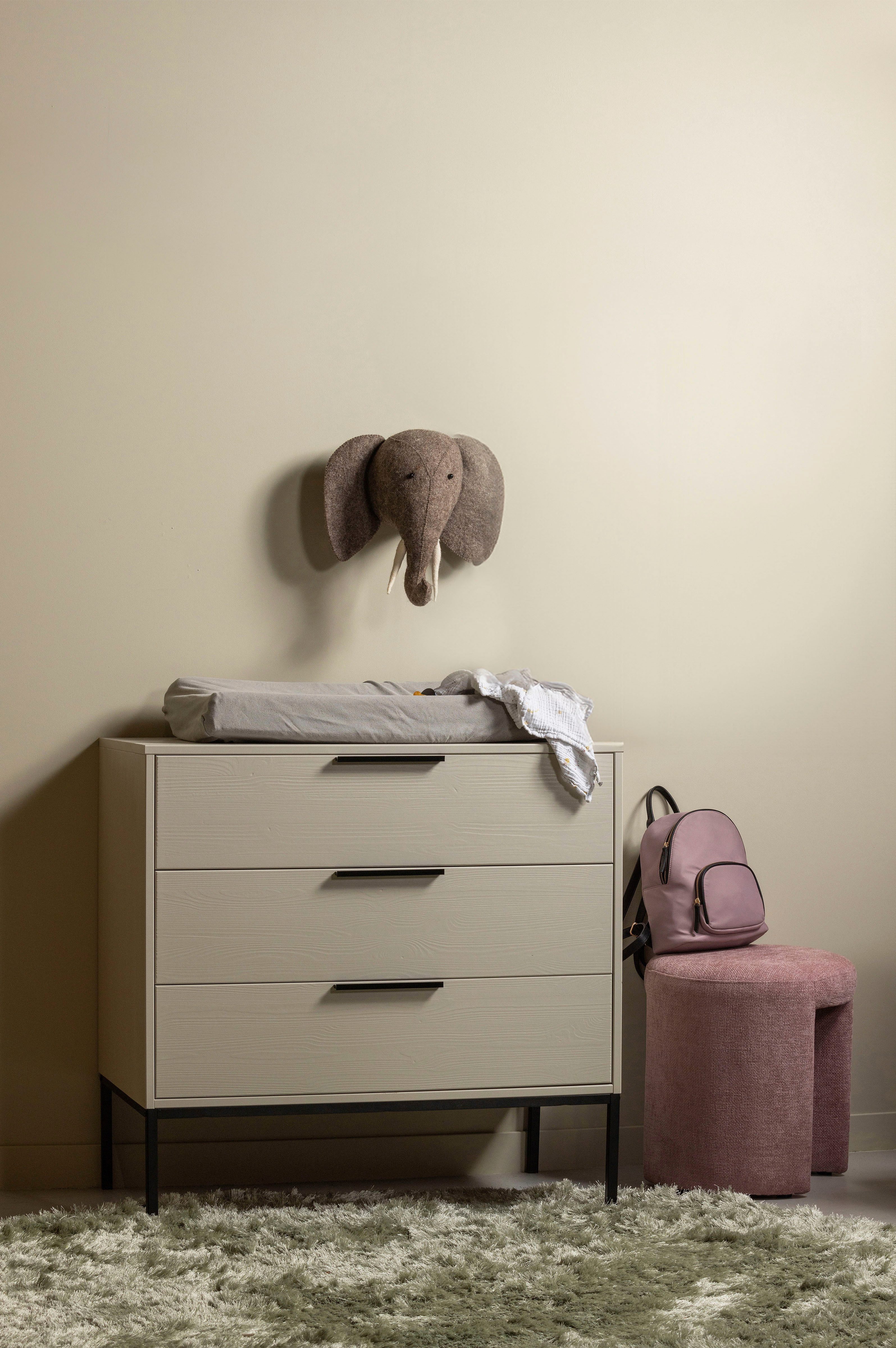 WOOOD Kommode Adam FSC®-Kiefernholz gebürstet mit Metallgriffen, H93 x B94 x T52 cm, Tragkraft 15 kg pro Auszug, Schutzlackierte Oberfläche, Metallgestell