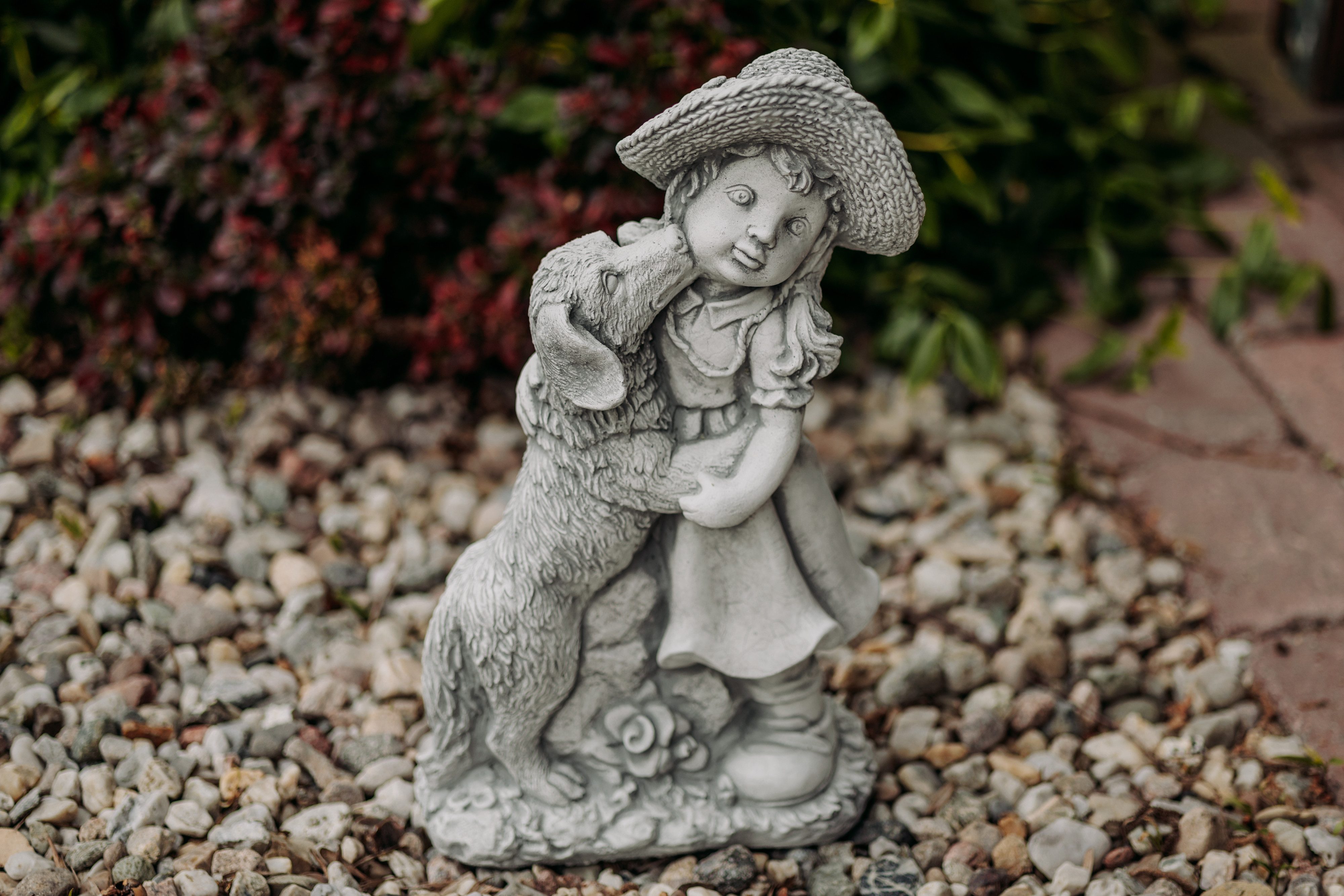 gartendekoparadies.de Gartenfigur Mädchen mit Hund, Steinfigur, H. 47 cm, 13 kg, Frostsicher
