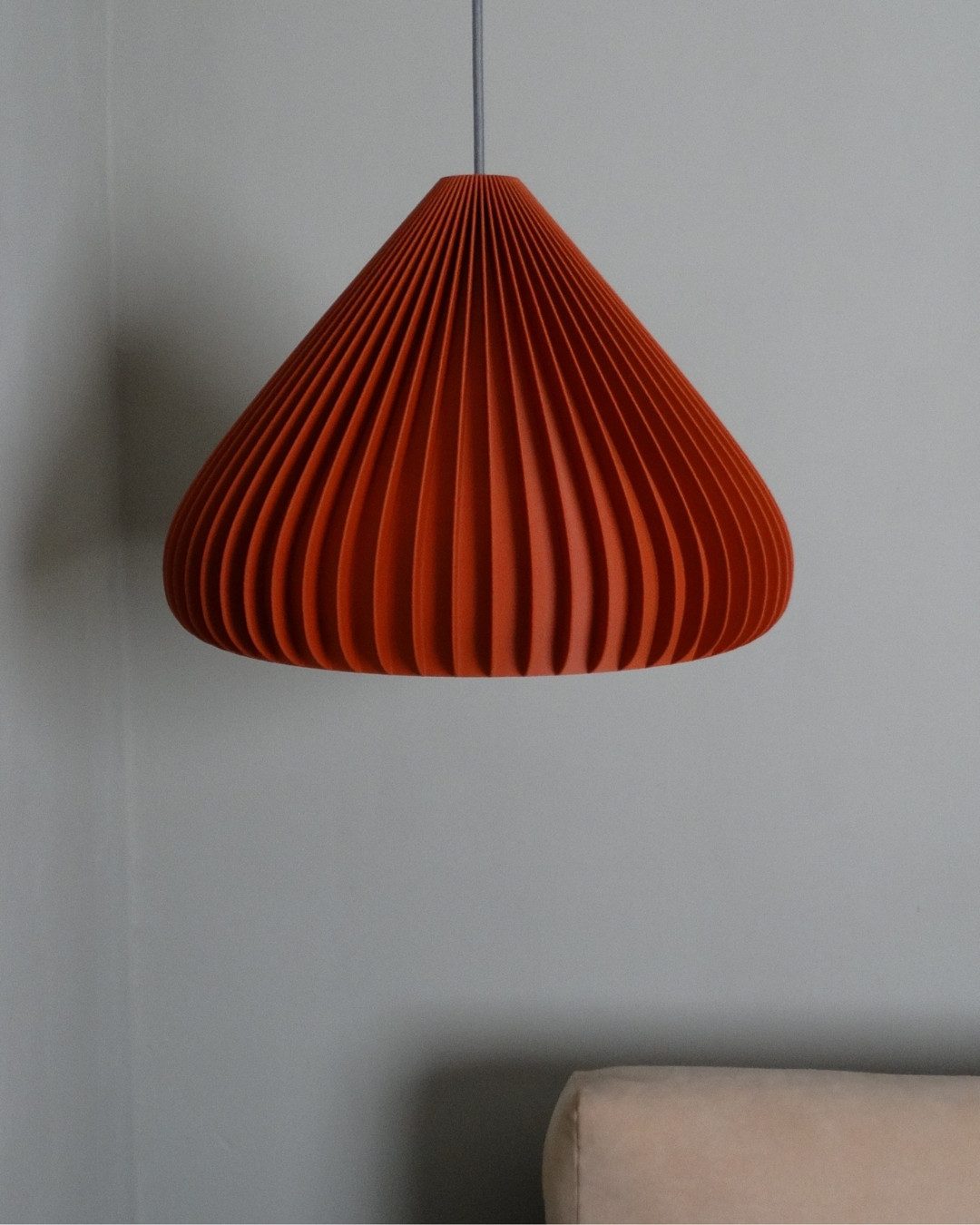 Roomberry Pendelleuchte Pendelleuchte Nauri, Lampenschirm inkl. E27 Lampenfassung, ohne Leuchtmittel, je nach Leuchtmittel wahl, geeignet für E27 Pendelleuchten - Hängelampe - Deckenlampe