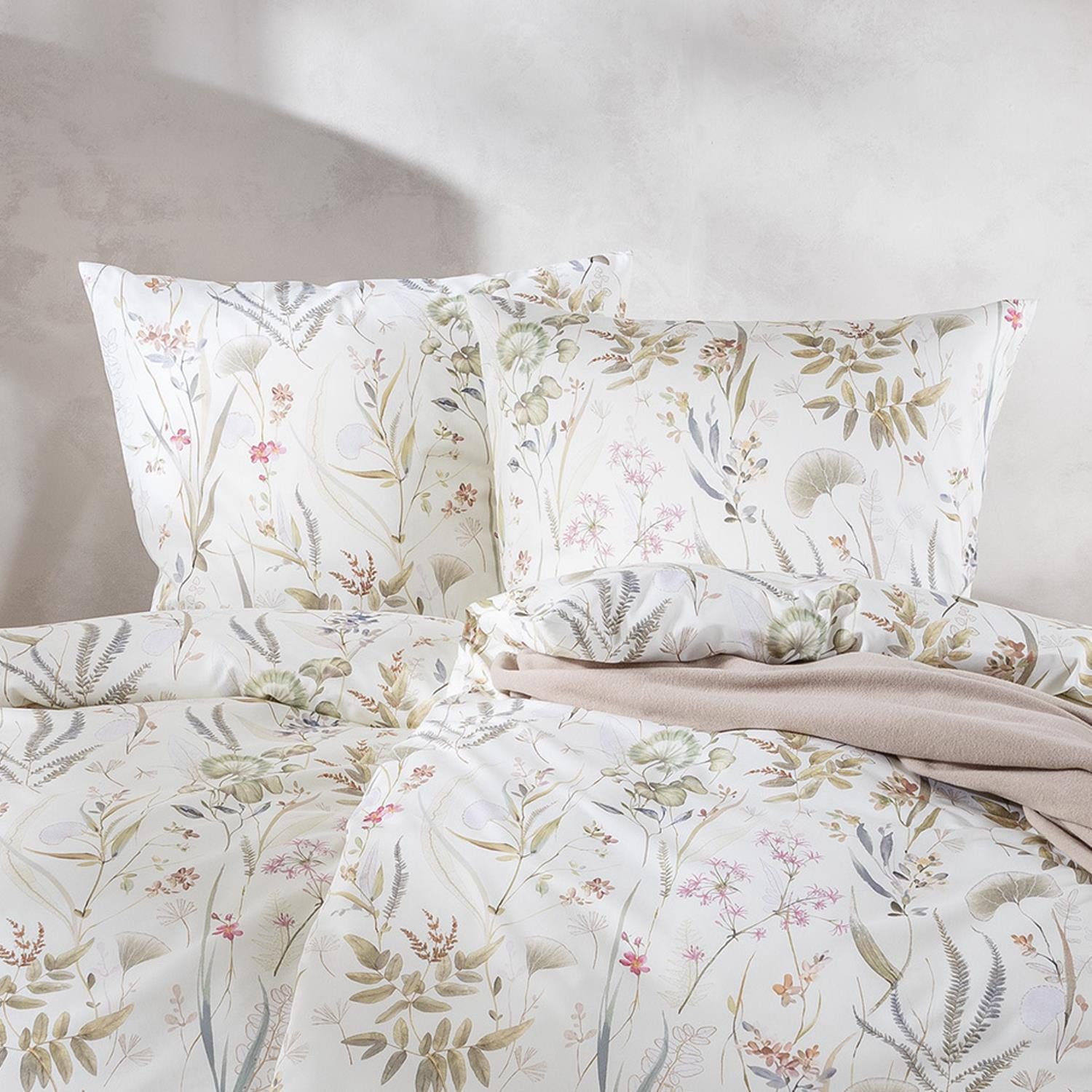 Estella Bettwäsche Estella Mako Satin Bettwäsche Rieke 7530-215 Blumen Creme 135x200, Mako Satin, 2 teilig, Feinster Premium Mako Satin
