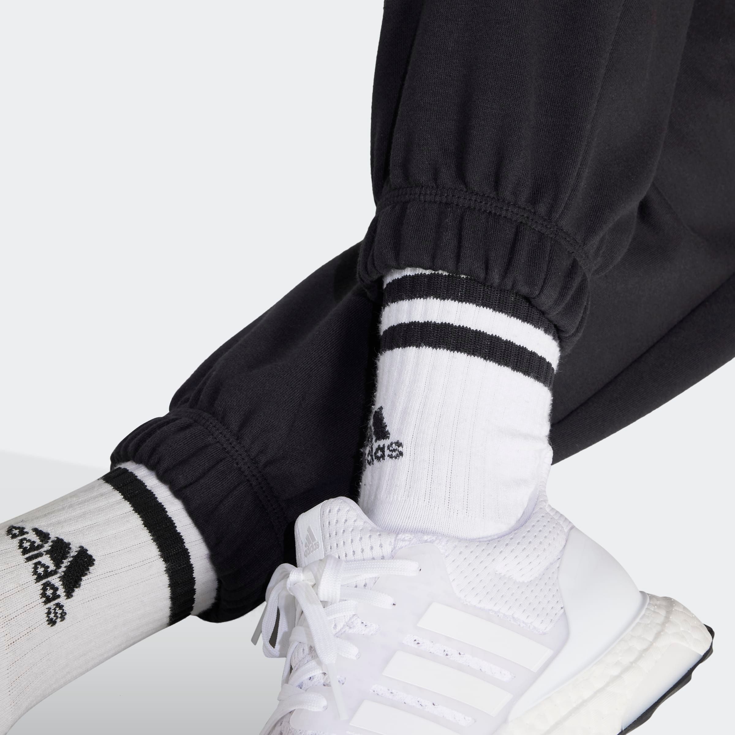 adidas Sportswear Sporthose W LIN FT CF PT mit lockerem Schnitt, aus weichem French Terry