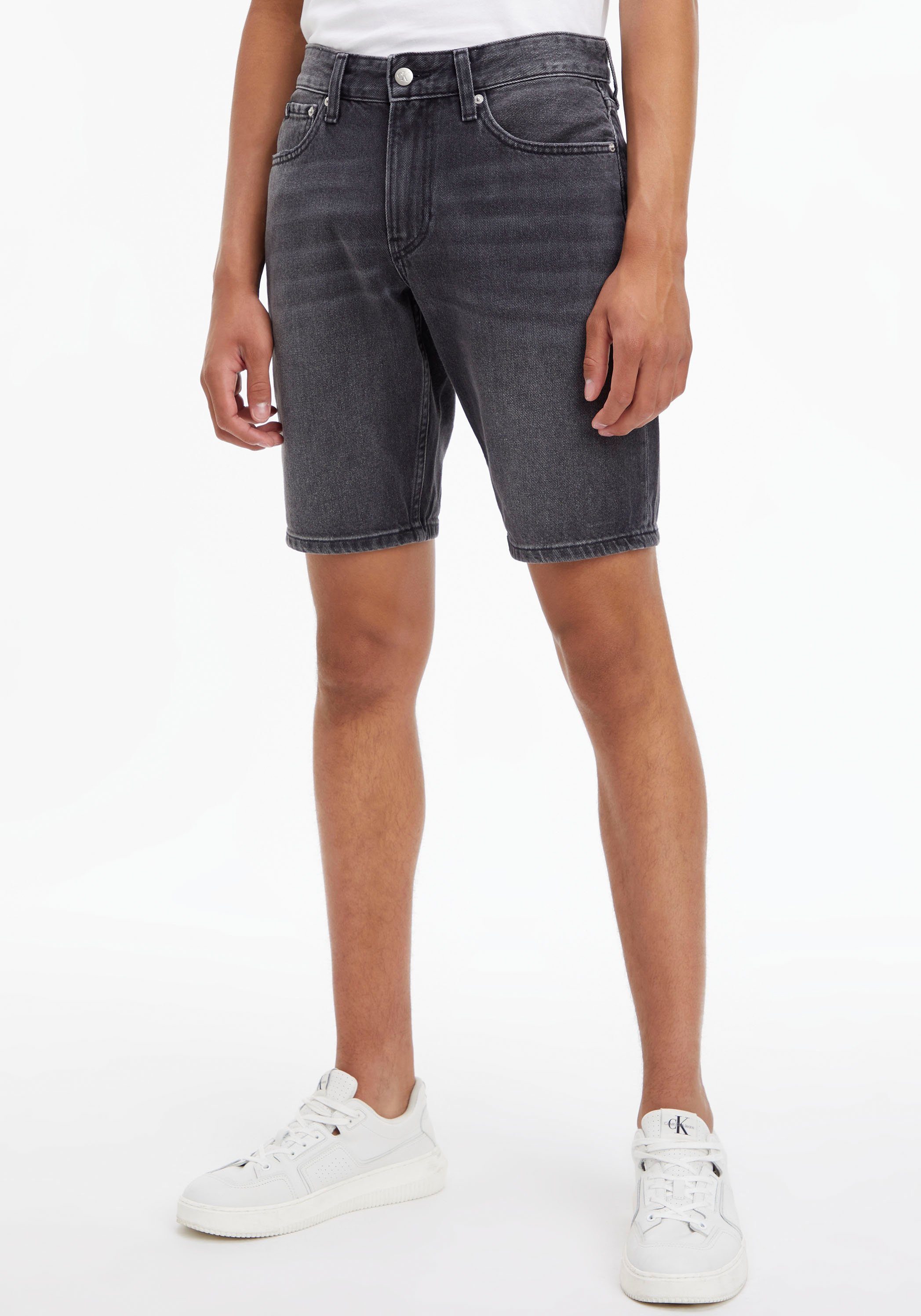 Calvin Klein Jeans Bermudas in 5-Pocket-Form Denim Black