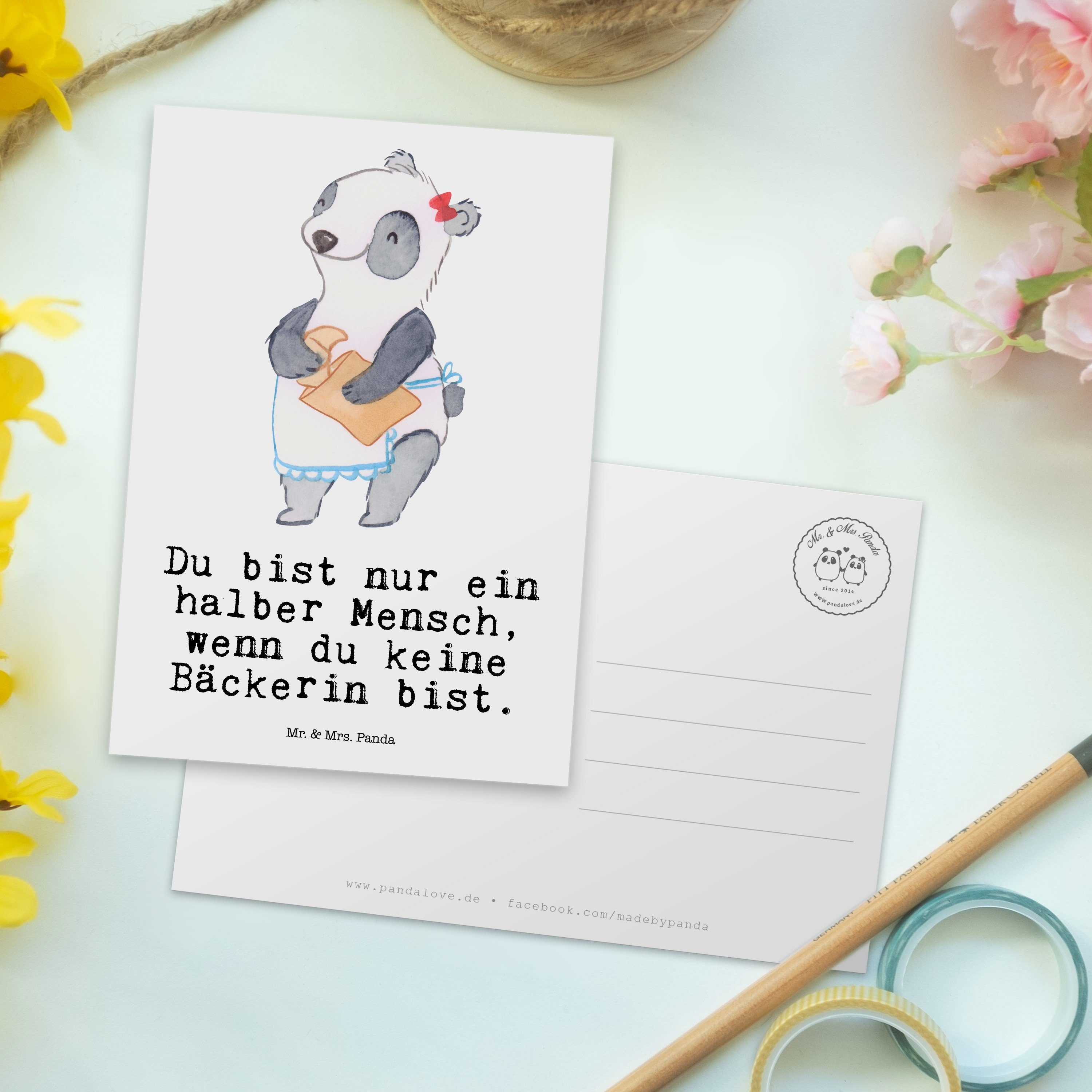 - Ansichtskarte, Postkarte Mrs. - Mr. & Geschenk, Brotmanufaktur, mit Herz Bäckerin Weiß S Panda