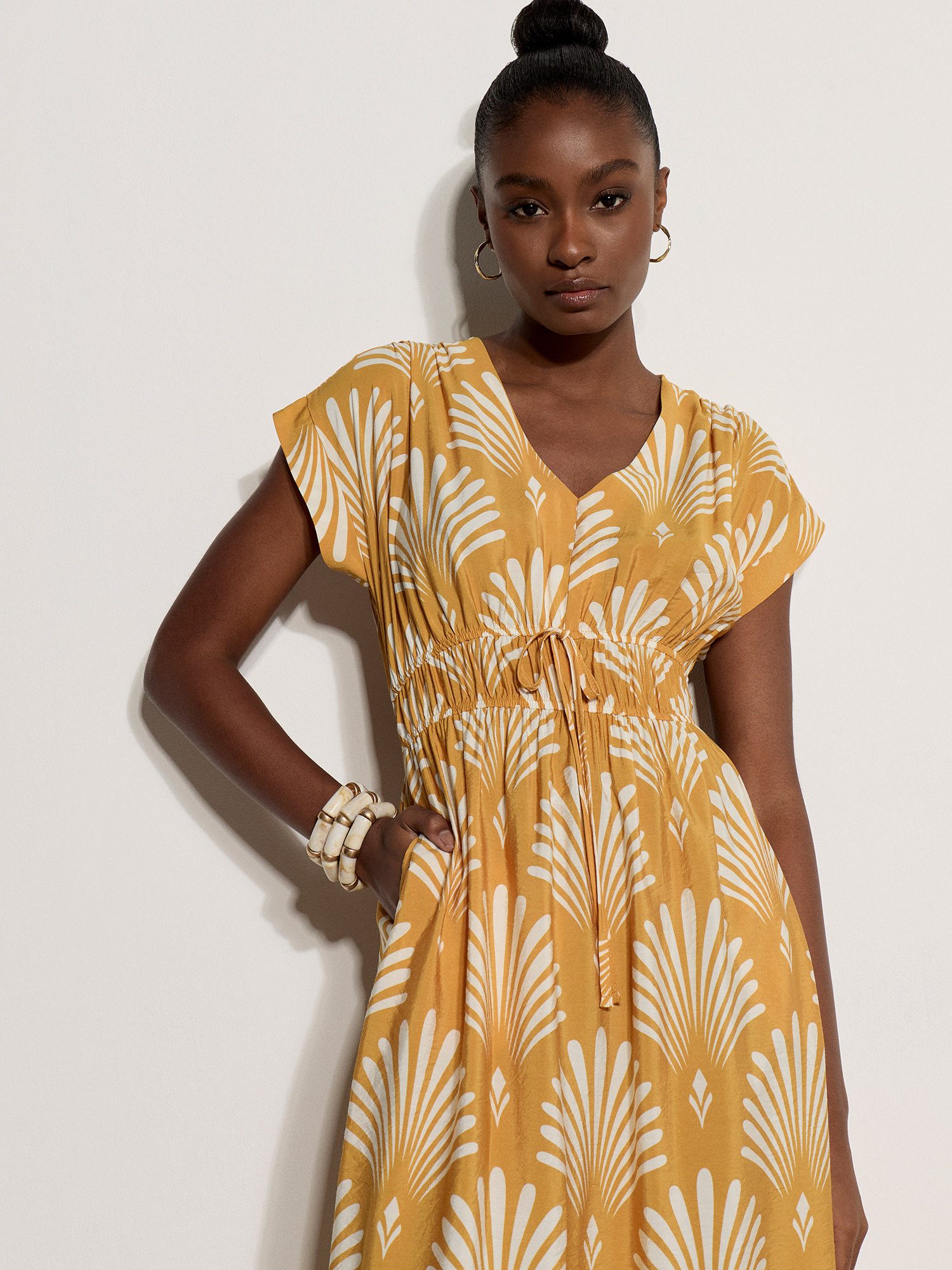 Apricot Midikleid Midaxi-Kleid mit Fächerprint mit Bindeband